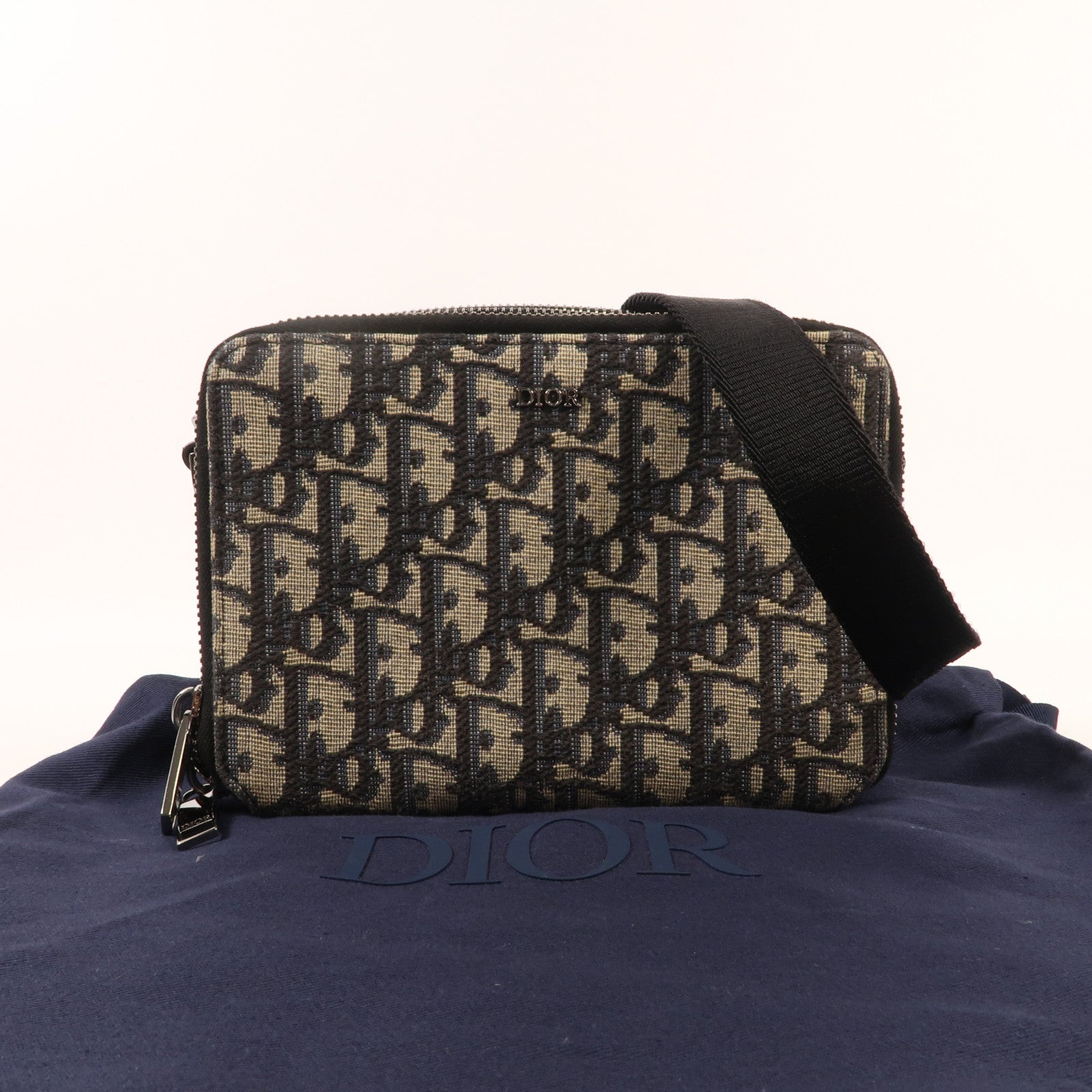 Dior Oblique帆布Zipper Pouch With Strap銀扣肩背袋