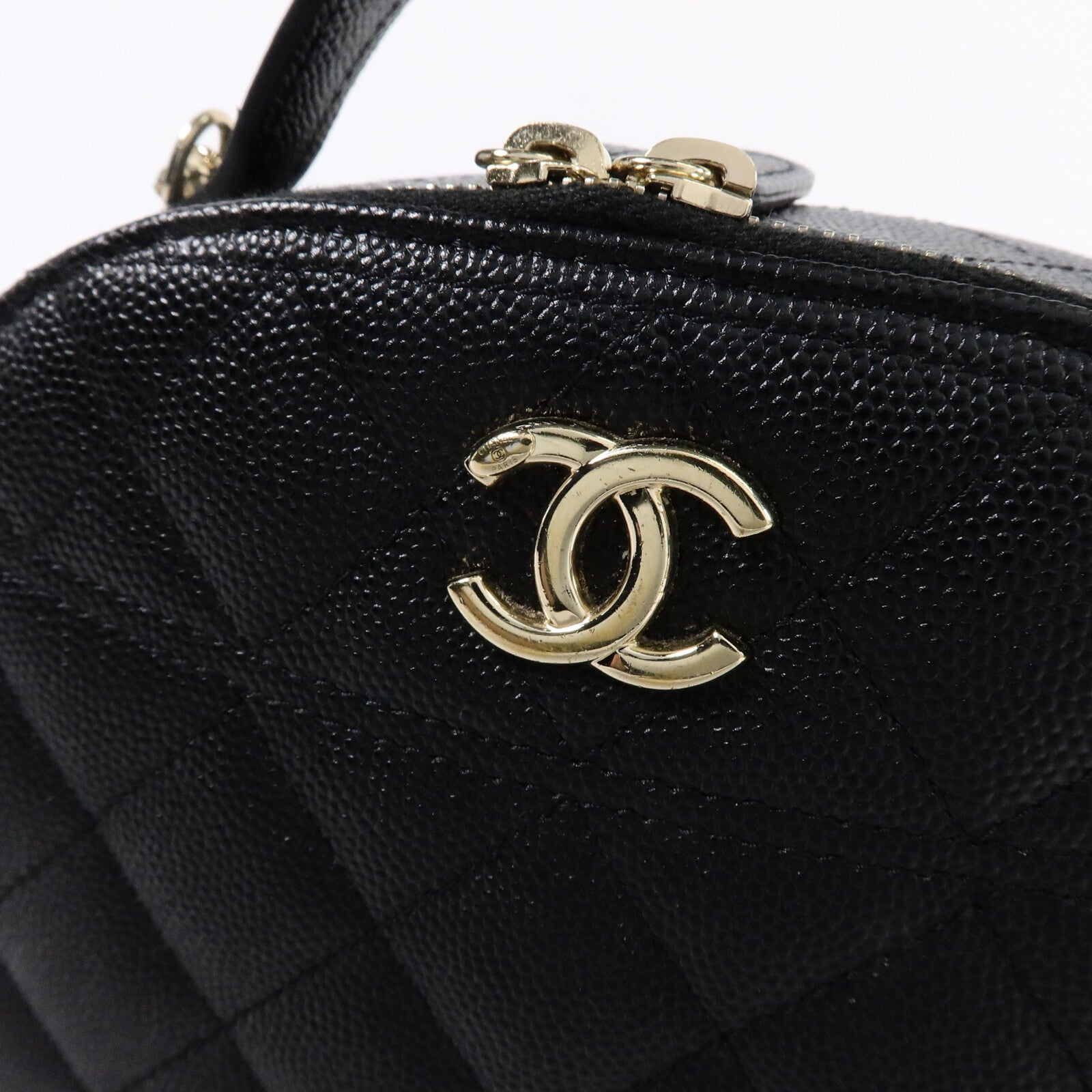 CHANEL 牛皮皮革Bowling Bag鏈帶肩背袋