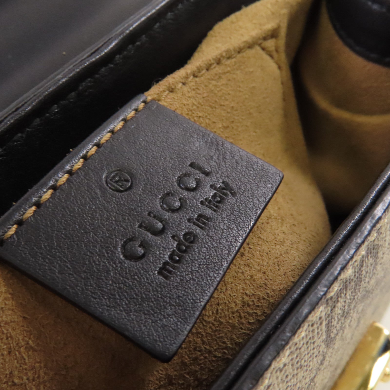 GUCCI 【激減優惠】塗層帆布Padlock GG Shoulder Bag金扣肩背袋啡色/黑色