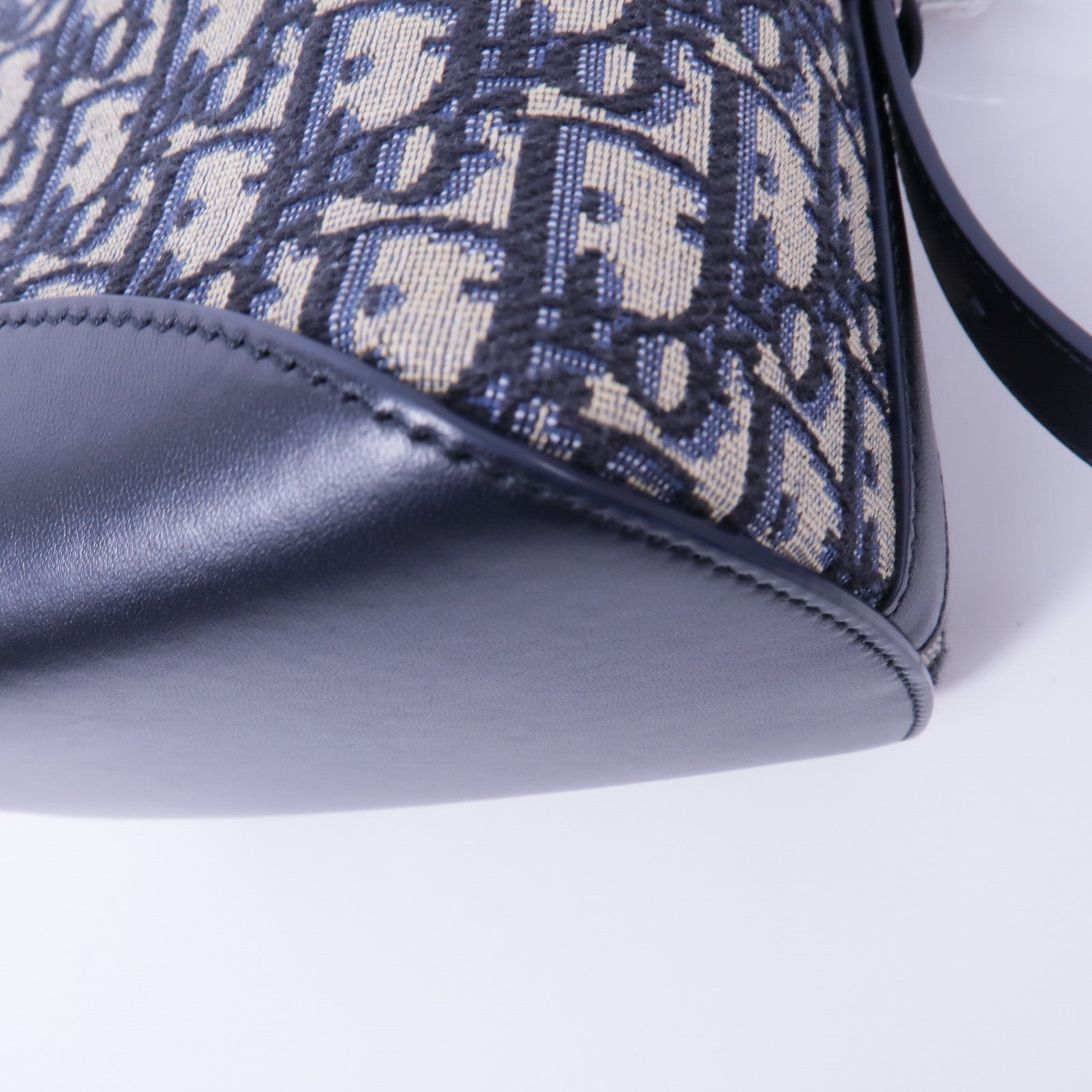 Dior Oblique帆布Medaillon Bucket Bag肩背袋