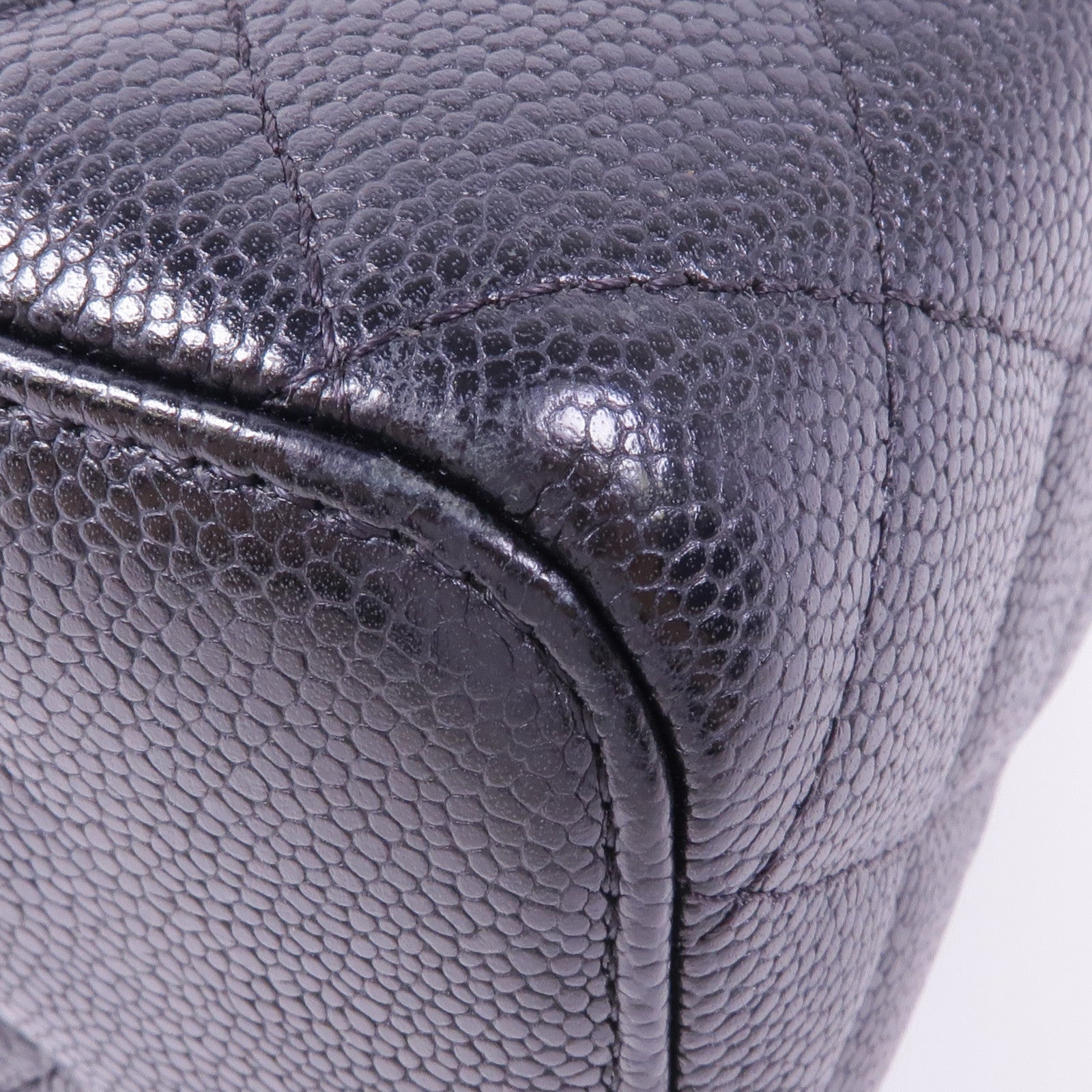 CHANEL 牛皮皮革Vanity Case金扣鏈帶肩背袋