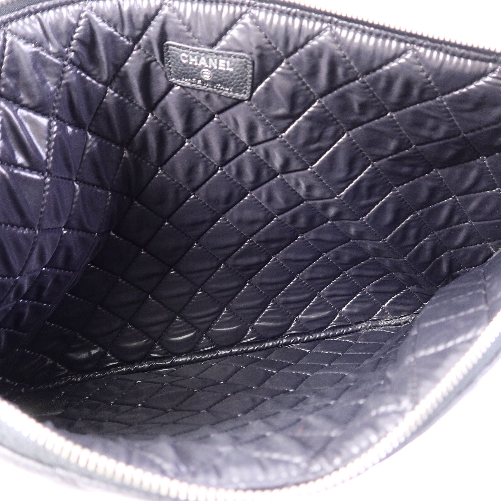 CHANEL 牛皮皮革O Case Large手拿包
