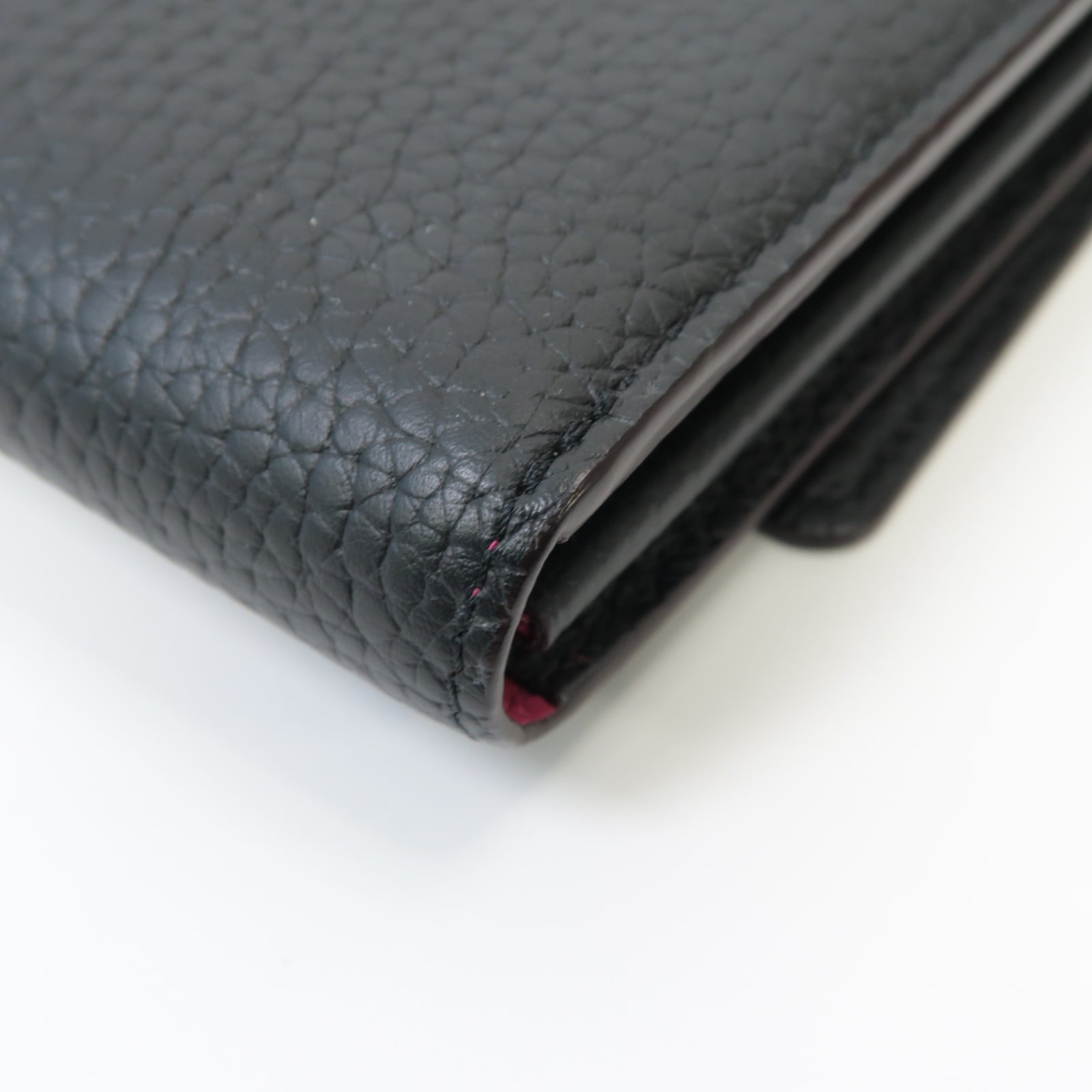 LOUIS VUITTON 【激減優惠】牛皮皮革Capucine Wallet金扣長錢包黒色
