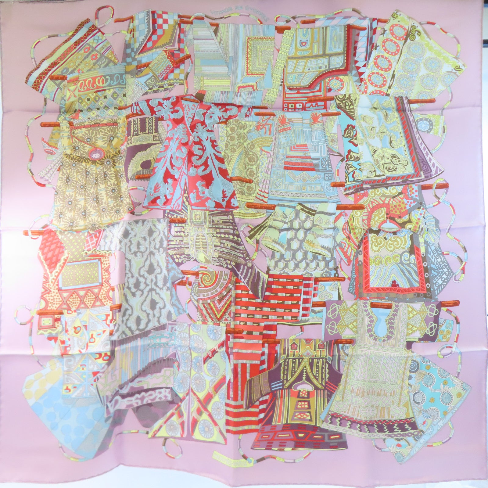 HERMES 絲質Scarf 90x90絲巾紫色/多色