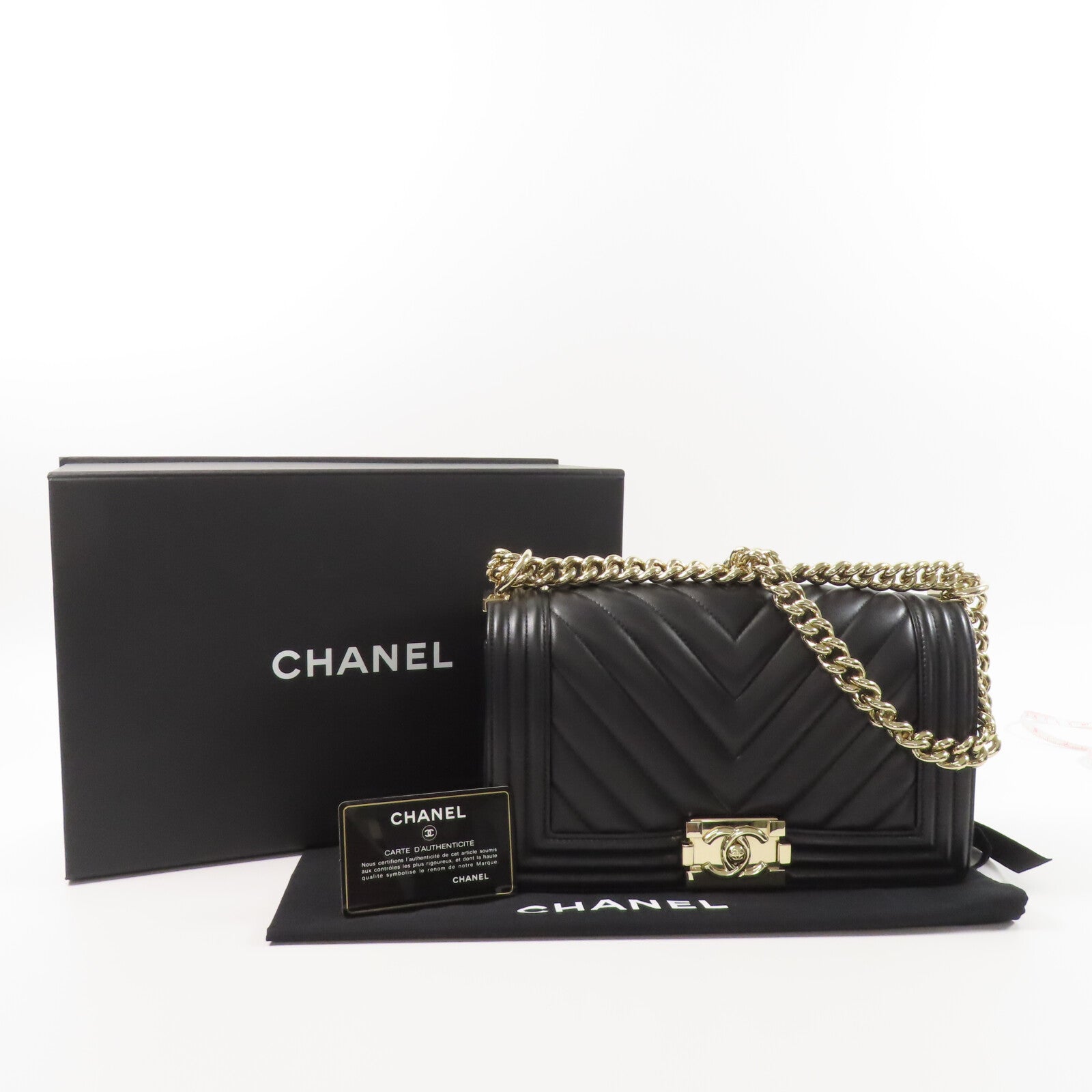 CHANEL 牛皮皮革Boy 25鏈帶肩背袋