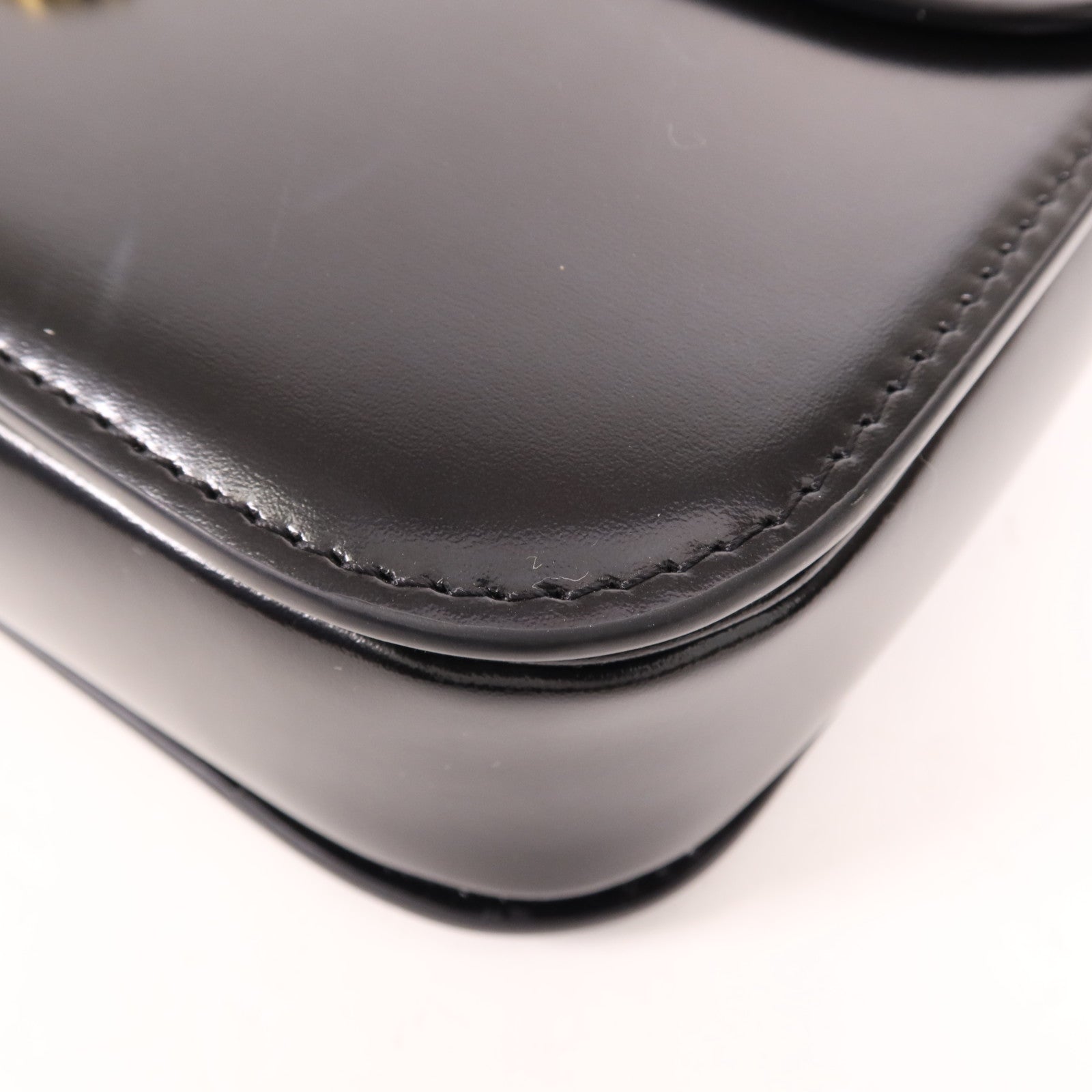 CELINE 牛皮皮革Triomphe金扣肩背袋