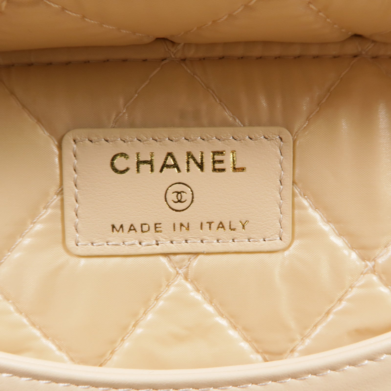 CHANEL 牛皮皮革Vanity Pouch金扣手挽袋/化妝袋