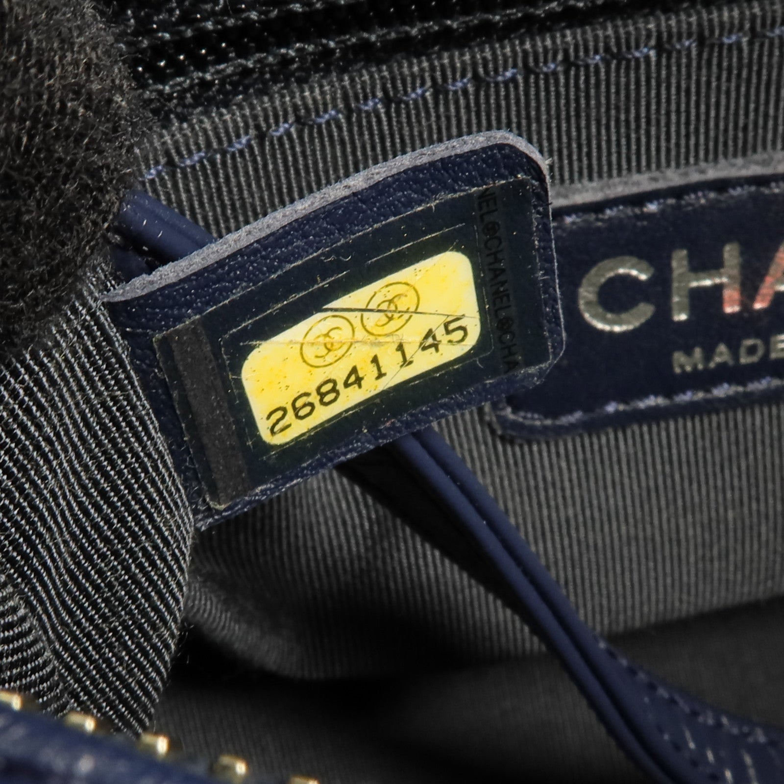 CHANEL 【激減優惠】牛皮皮革Gabrielle Small鏈帶肩背袋