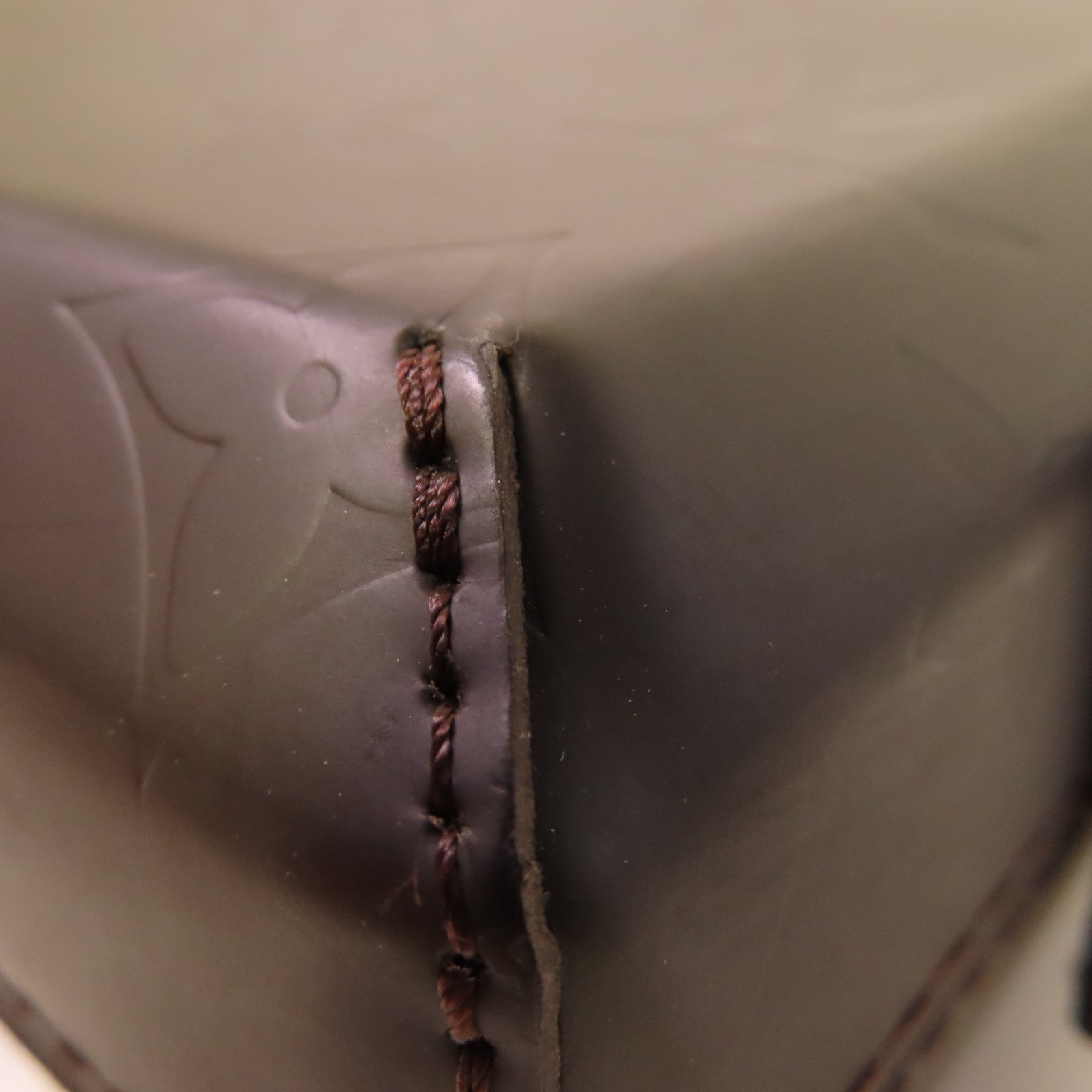 LOUIS VUITTON **【激減優惠】Monogram Glace Bobby Cafe Shoulder Bag肩背袋啡色