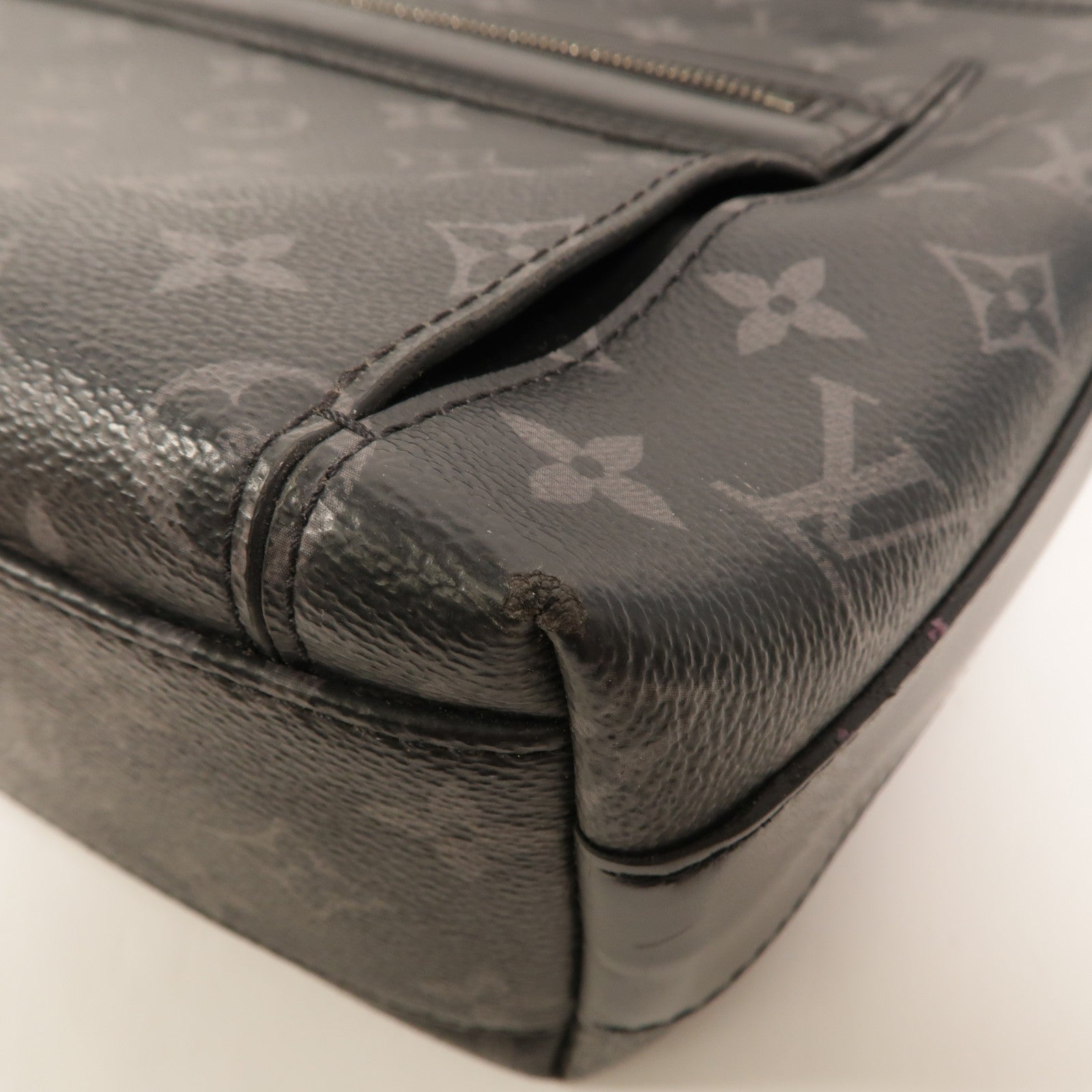 LOUIS VUITTON Monogram Eclipse Odyssey Messenger PM肩背袋