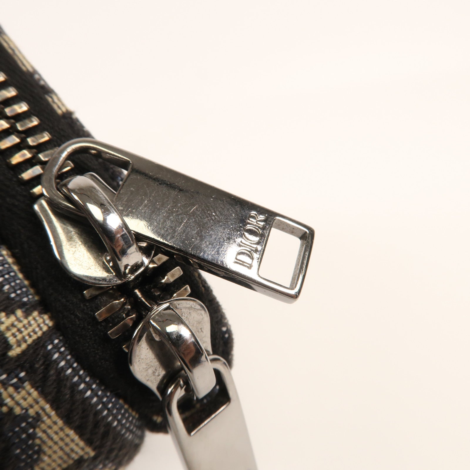 Dior Oblique帆布Zipper Pouch With Strap銀扣肩背袋