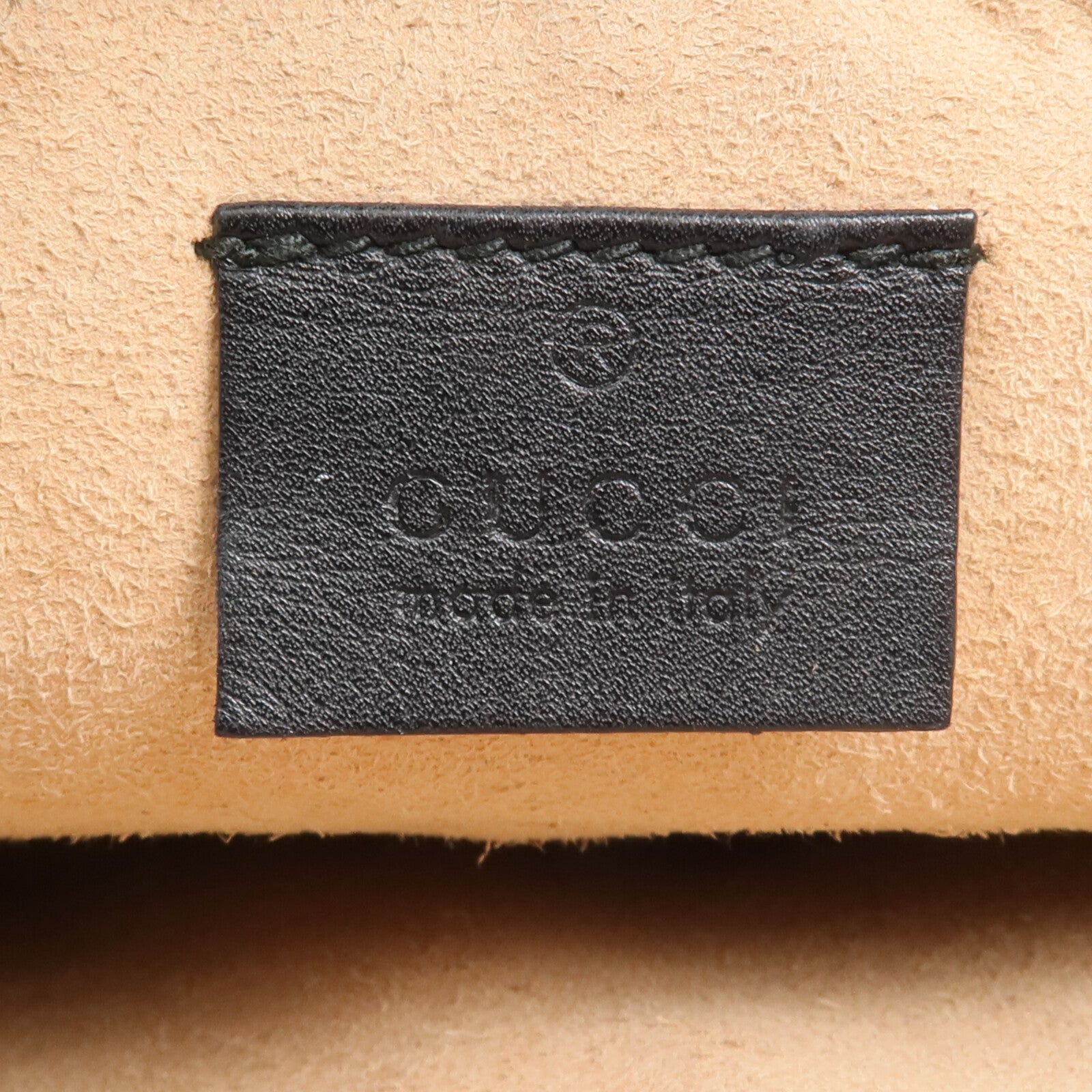 GUCCI 牛皮皮革Clutch/Pouch金扣手拿包