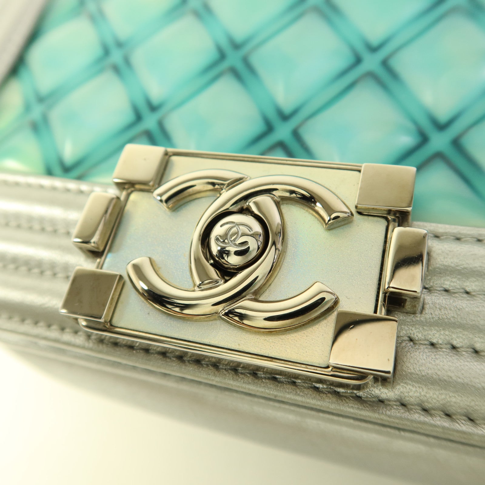 CHANEL 牛皮皮革/PVC Boy 20銀扣鏈帶肩背袋