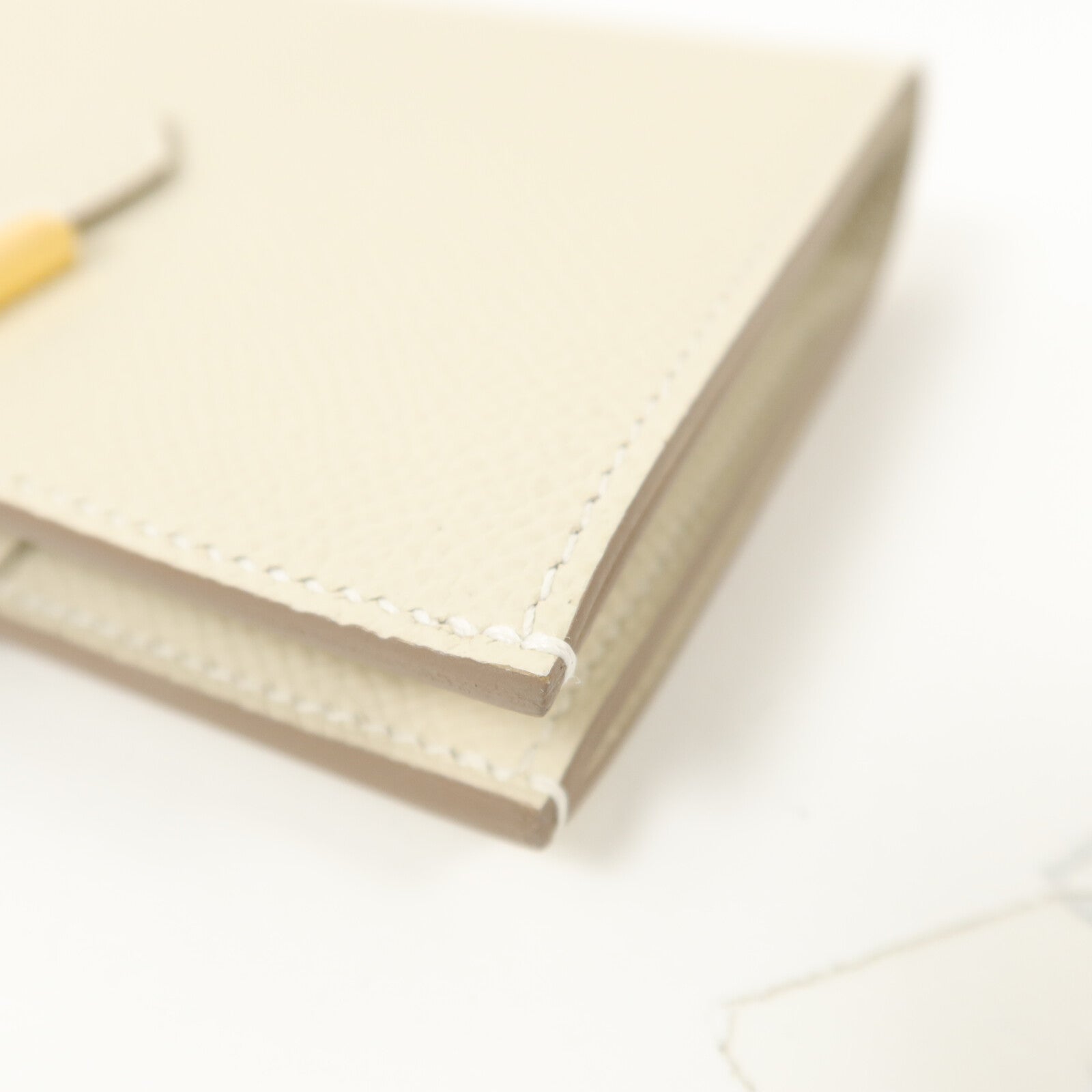 HERMES Epsom皮革Bearn Compact Wallet錢包Craie