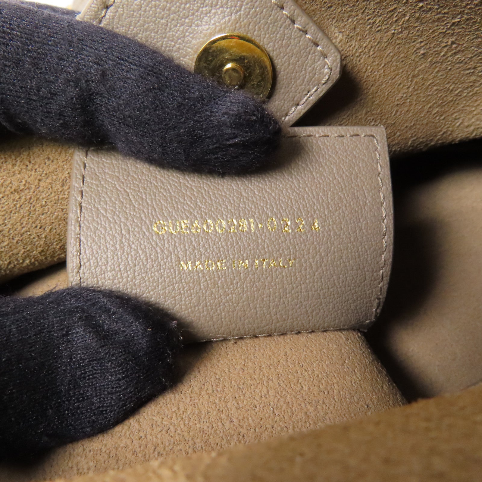 YVES SAINT LAURENT 牛皮皮革Shoulder Bag肩背袋