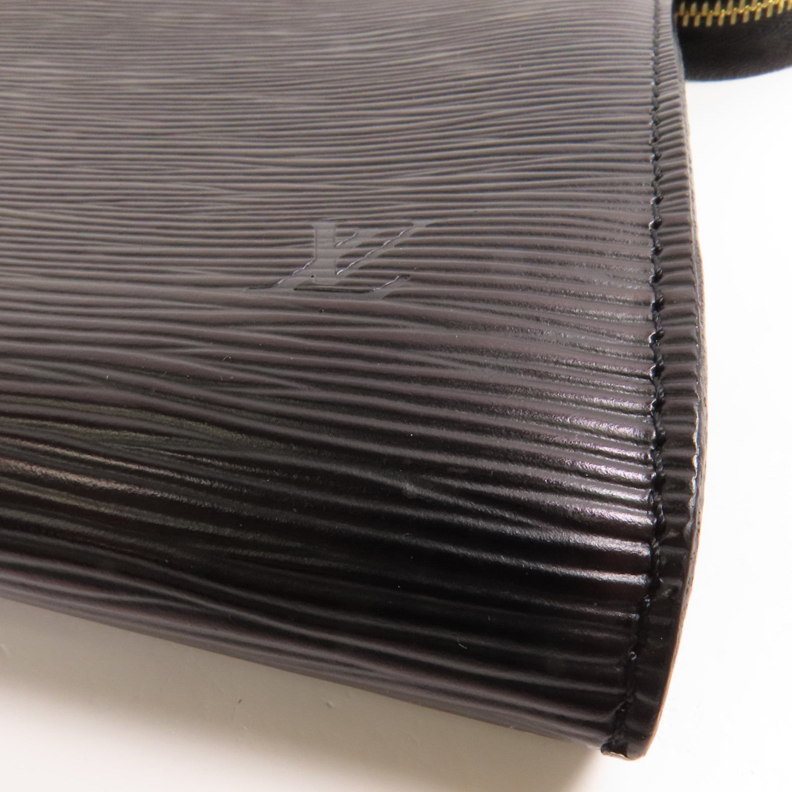 LOUIS VUITTON Epi Pochette Accessories Pouch金扣手挽袋