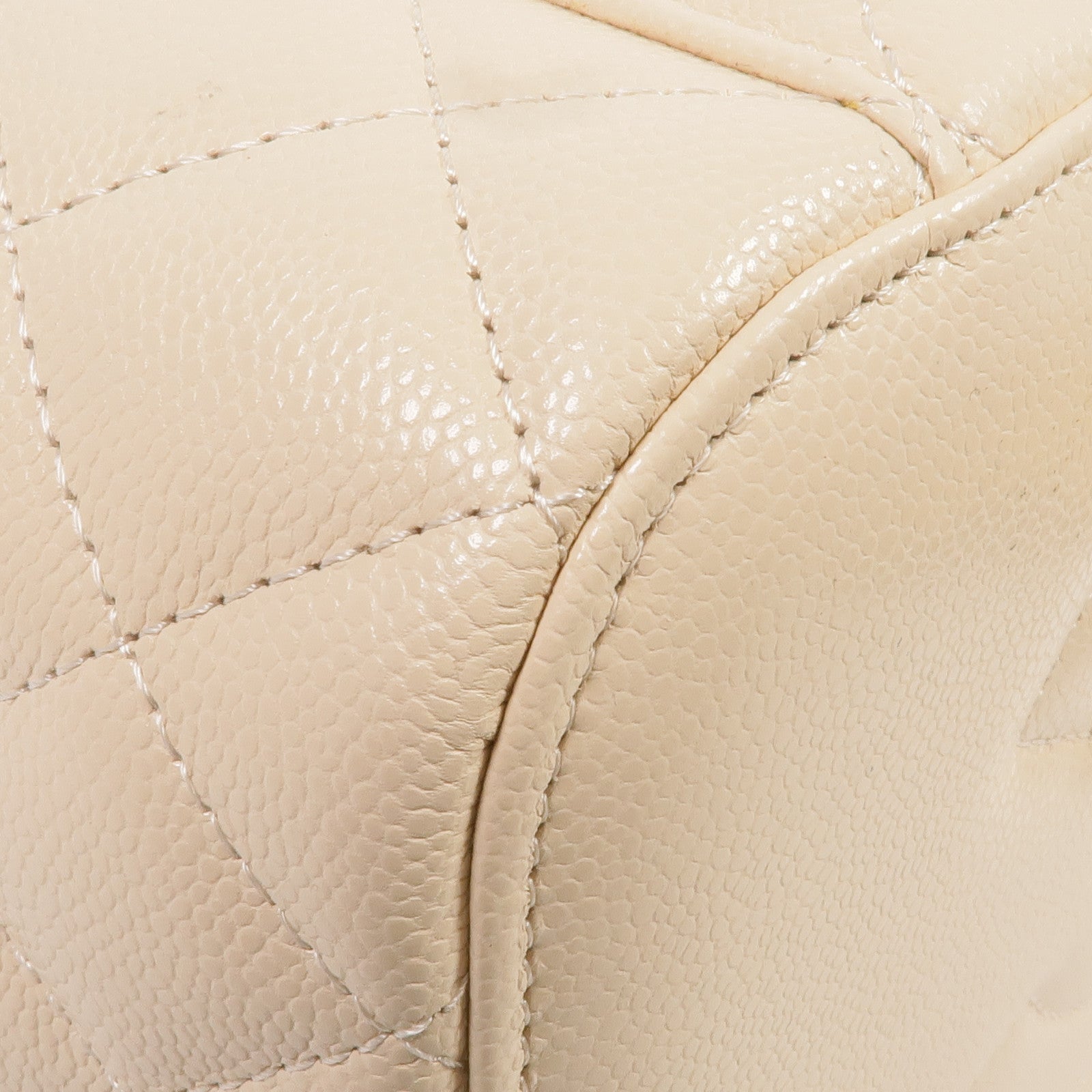 CHANEL 牛皮皮革Vanity Pouch金扣手挽袋/化妝袋