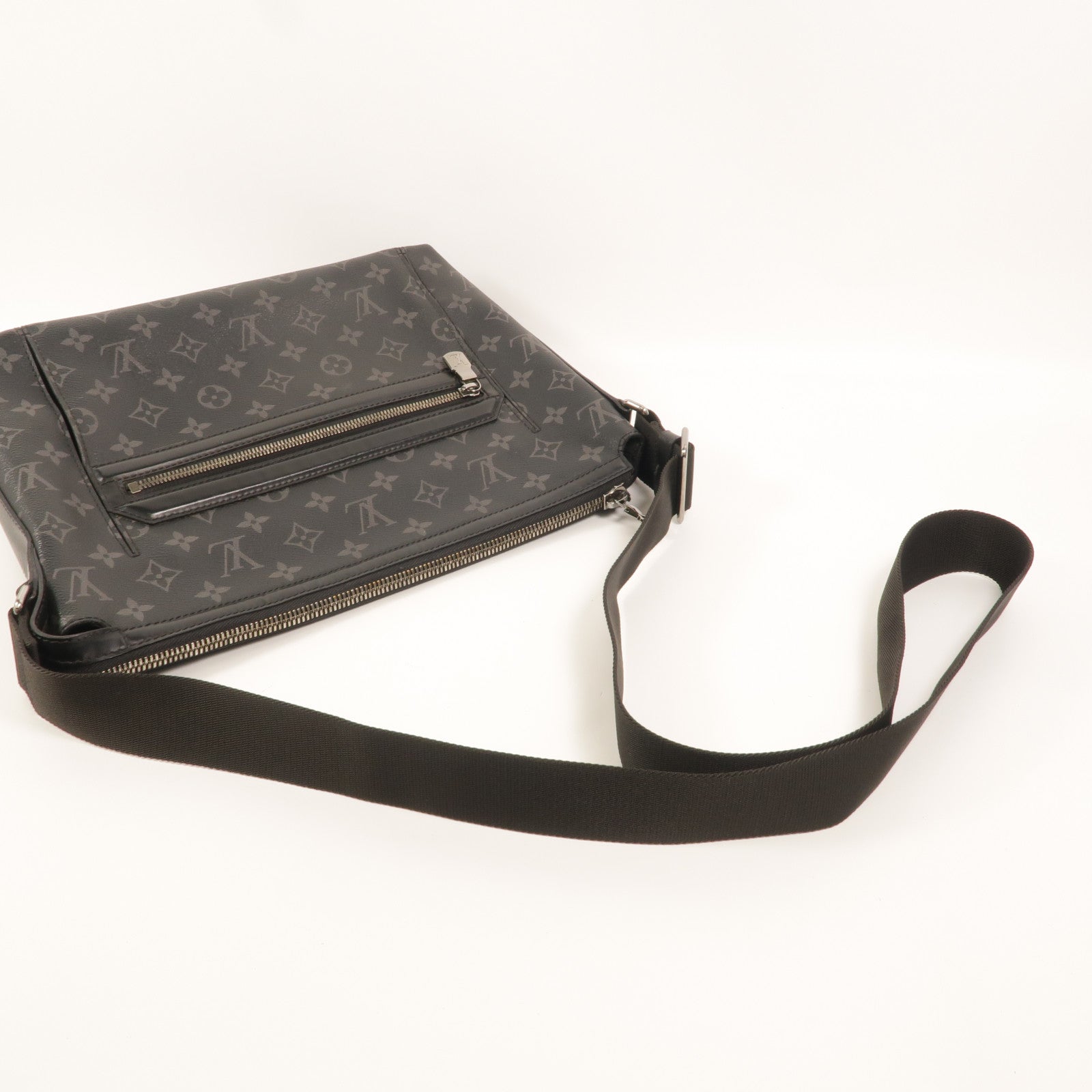 LOUIS VUITTON Monogram Eclipse Odyssey Messenger PM肩背袋