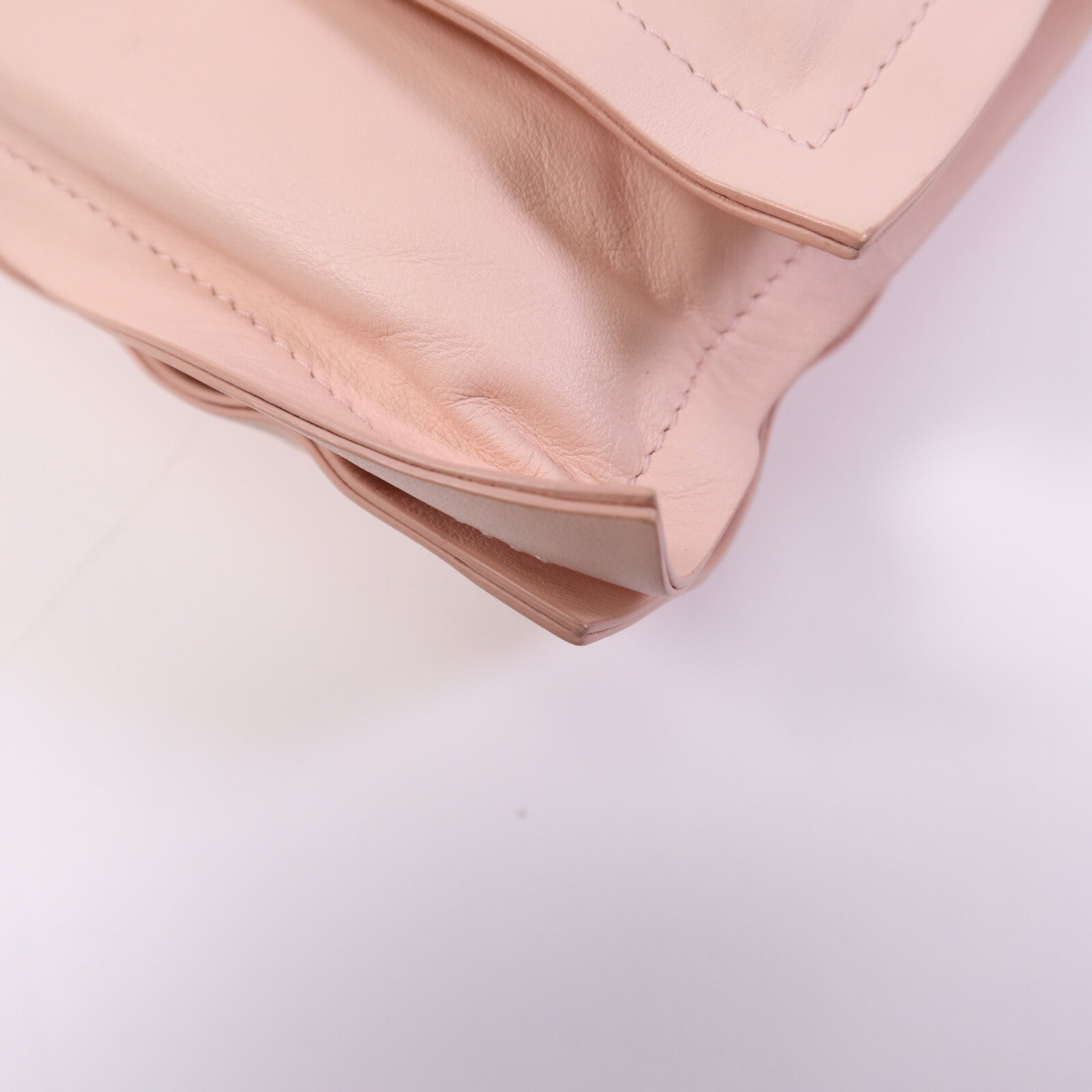 Salvatore Ferragamo 皮革Viva Bow Bag肩背袋