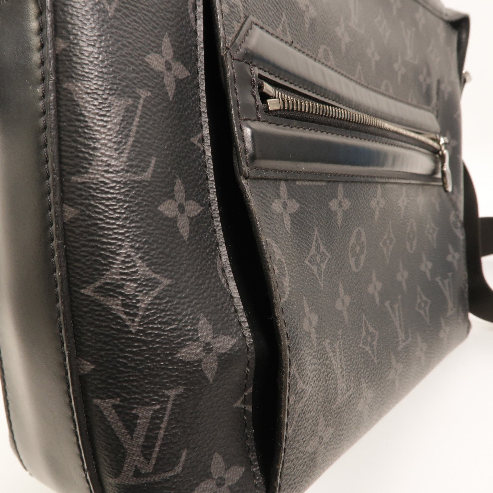LOUIS VUITTON Monogram Eclipse Odyssey Messenger PM肩背袋