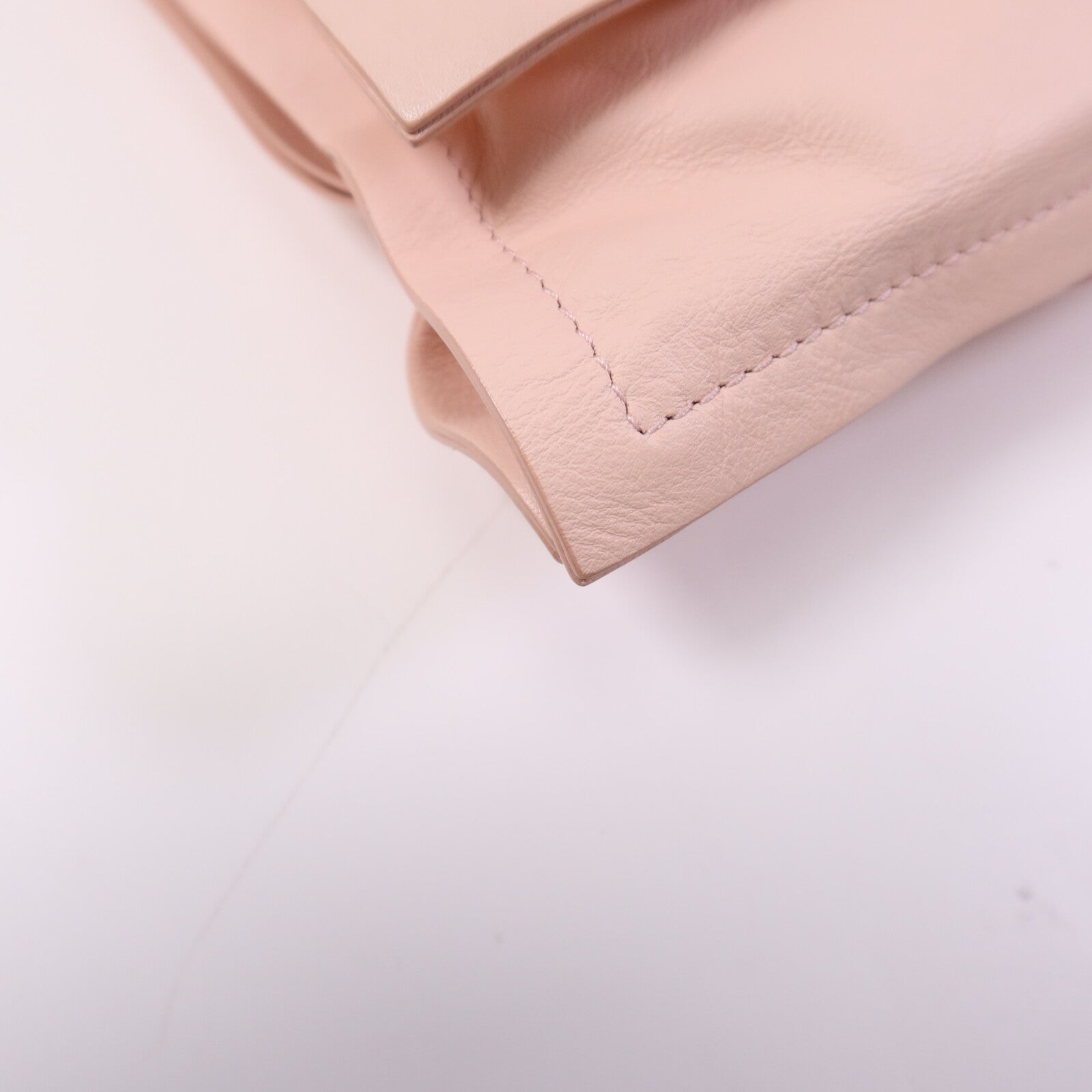 Salvatore Ferragamo 皮革Viva Bow Bag肩背袋