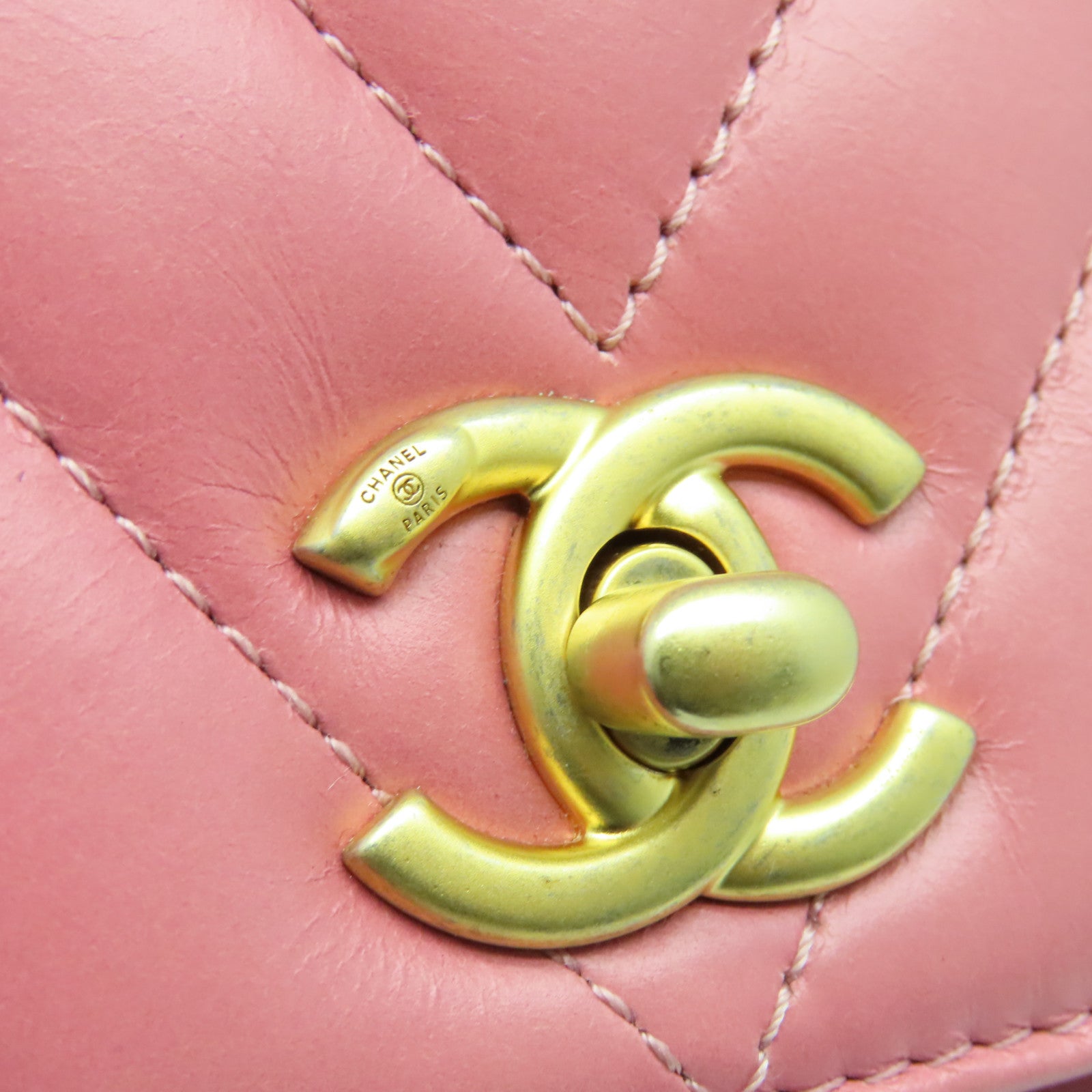 CHANEL 斜纹牛皮皮革Small Coco Handle金扣链带肩背袋粉红色