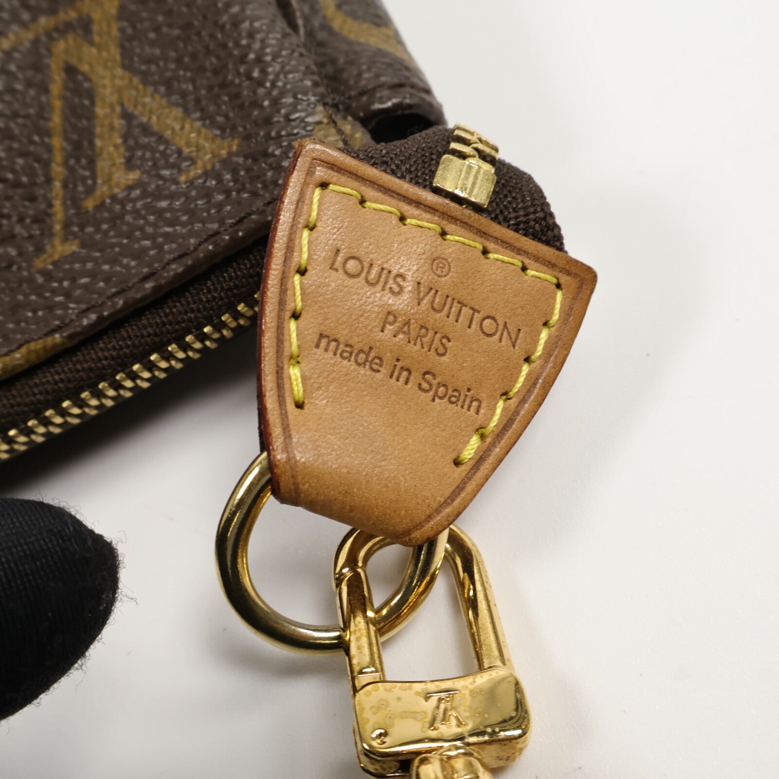 LOUIS VUITTON Monogram Pochette Accessoires手挽袋