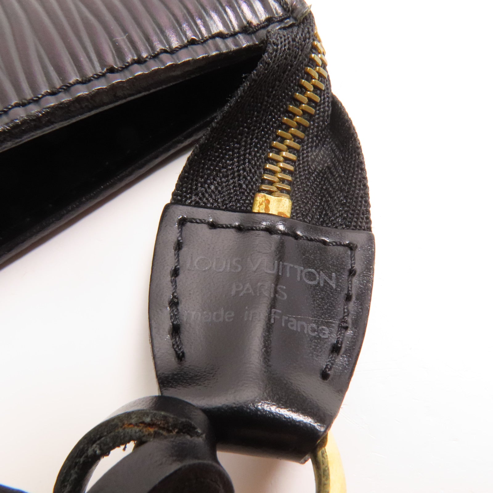 LOUIS VUITTON Epi Pochette Accessories Pouch金扣手挽袋