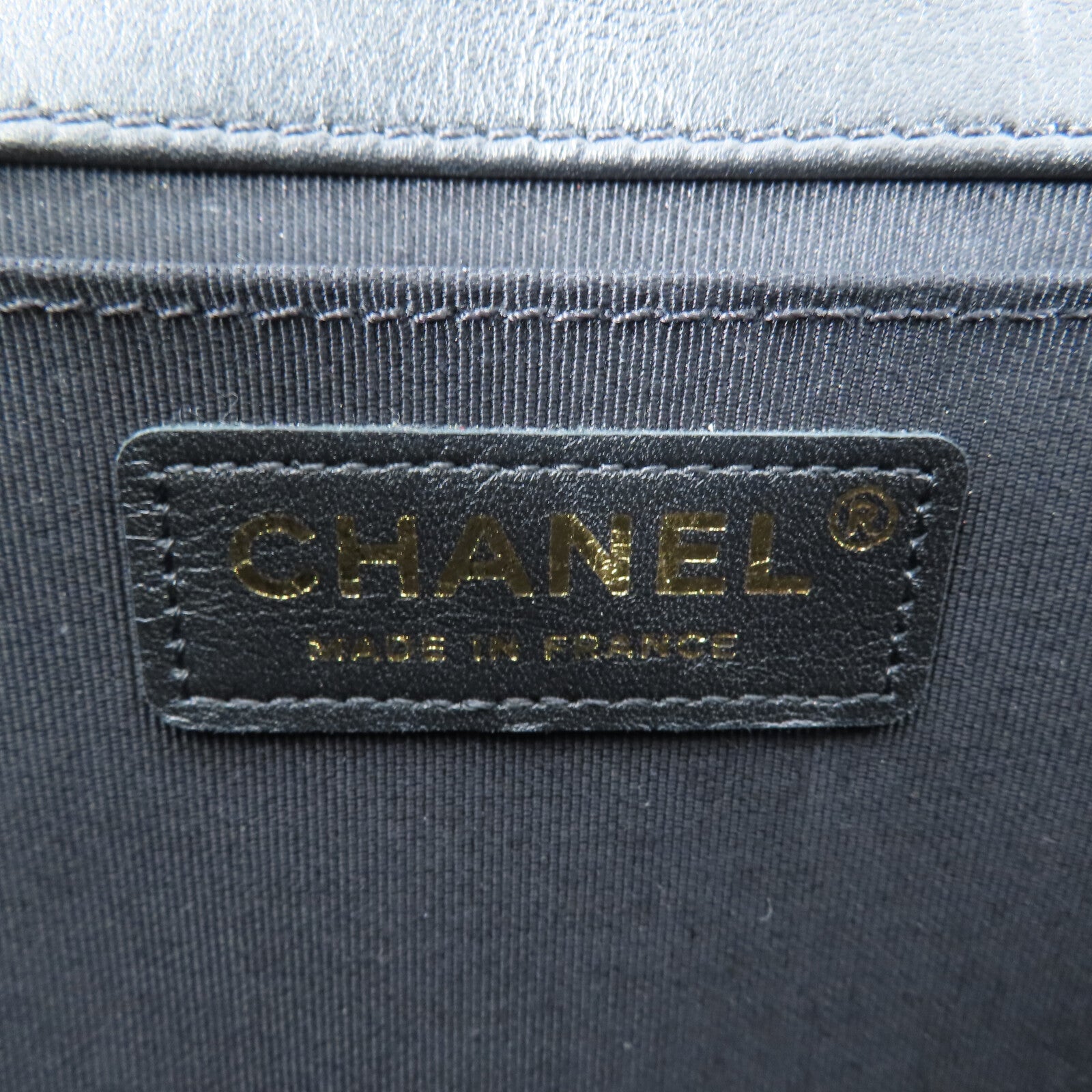 CHANEL 牛皮皮革Boy 25鏈帶肩背袋
