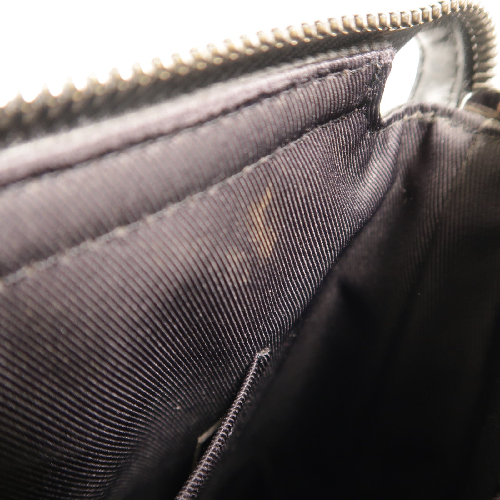 LOUIS VUITTON Monogram Eclipse Odyssey Messenger PM肩背袋