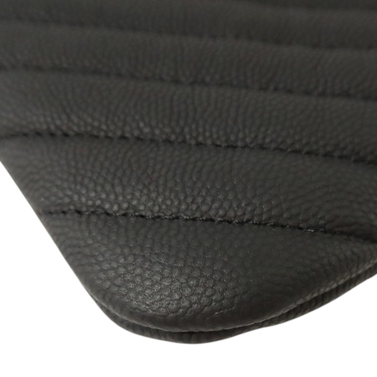 CHANEL 牛皮皮革Chevron O-Case Pouch Medium Clutch金扣手拿包