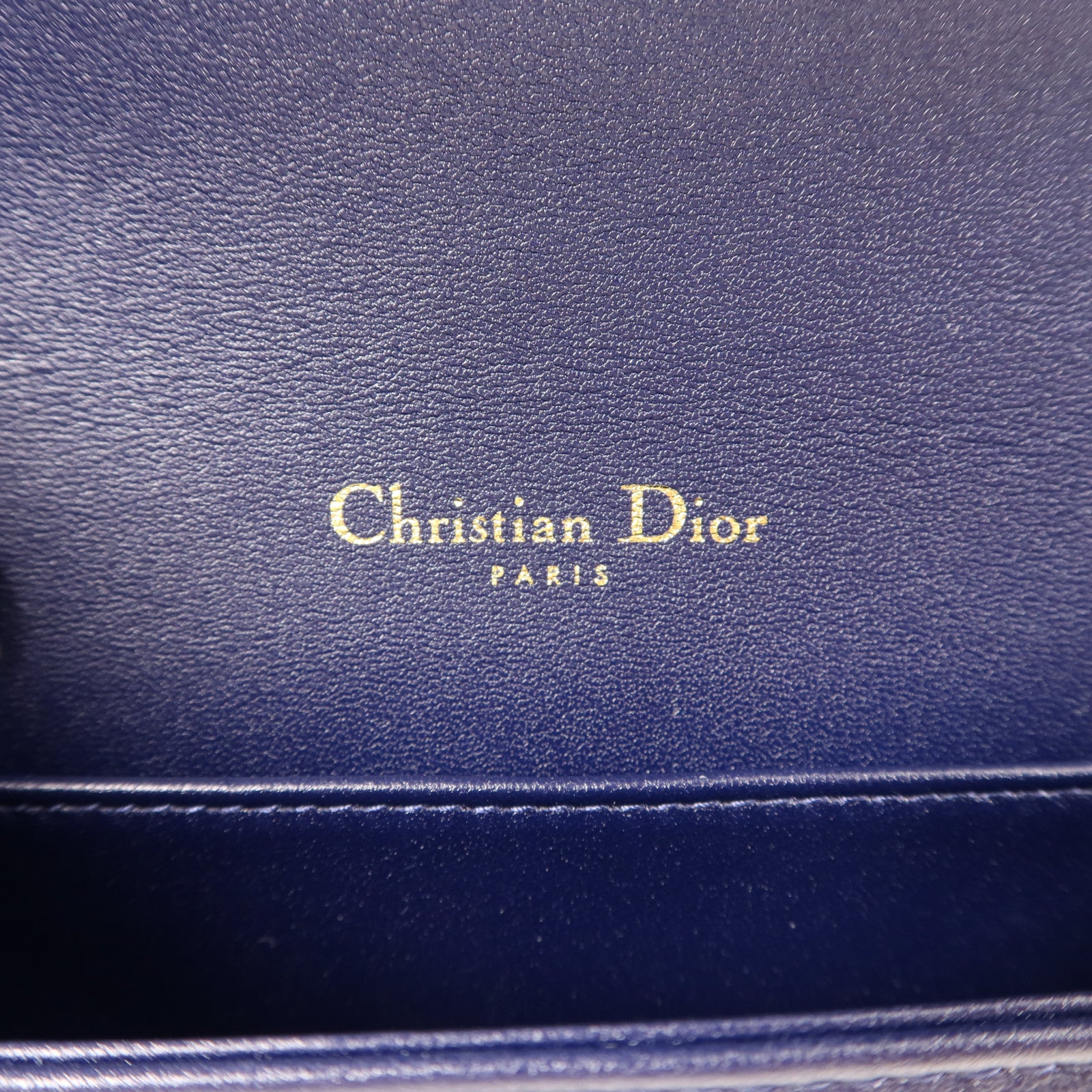 Dior 羊皮皮革Lady Dior Pouch金扣鏈帶肩背袋