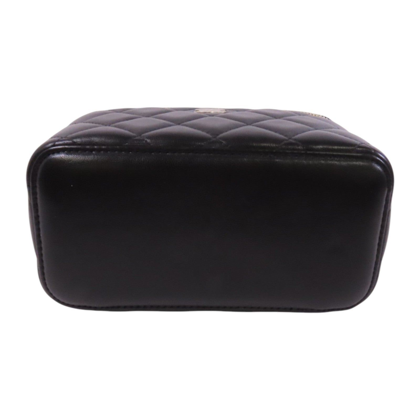 CHANEL 【激減優惠】羊皮皮革Vanity Case金扣鏈帶肩袋