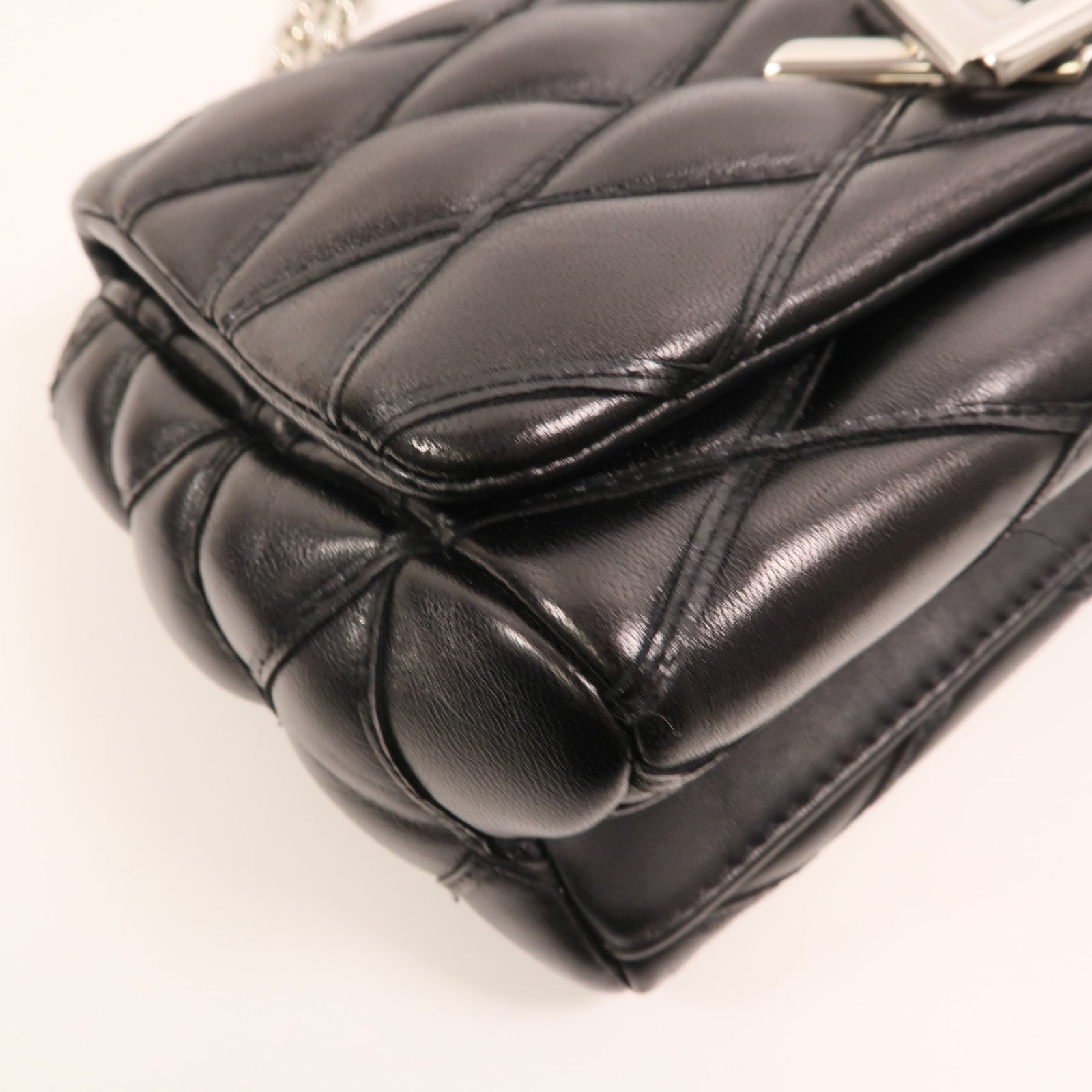 LOUIS VUITTON Malletage Go-14 PM銀扣鏈帶肩背袋