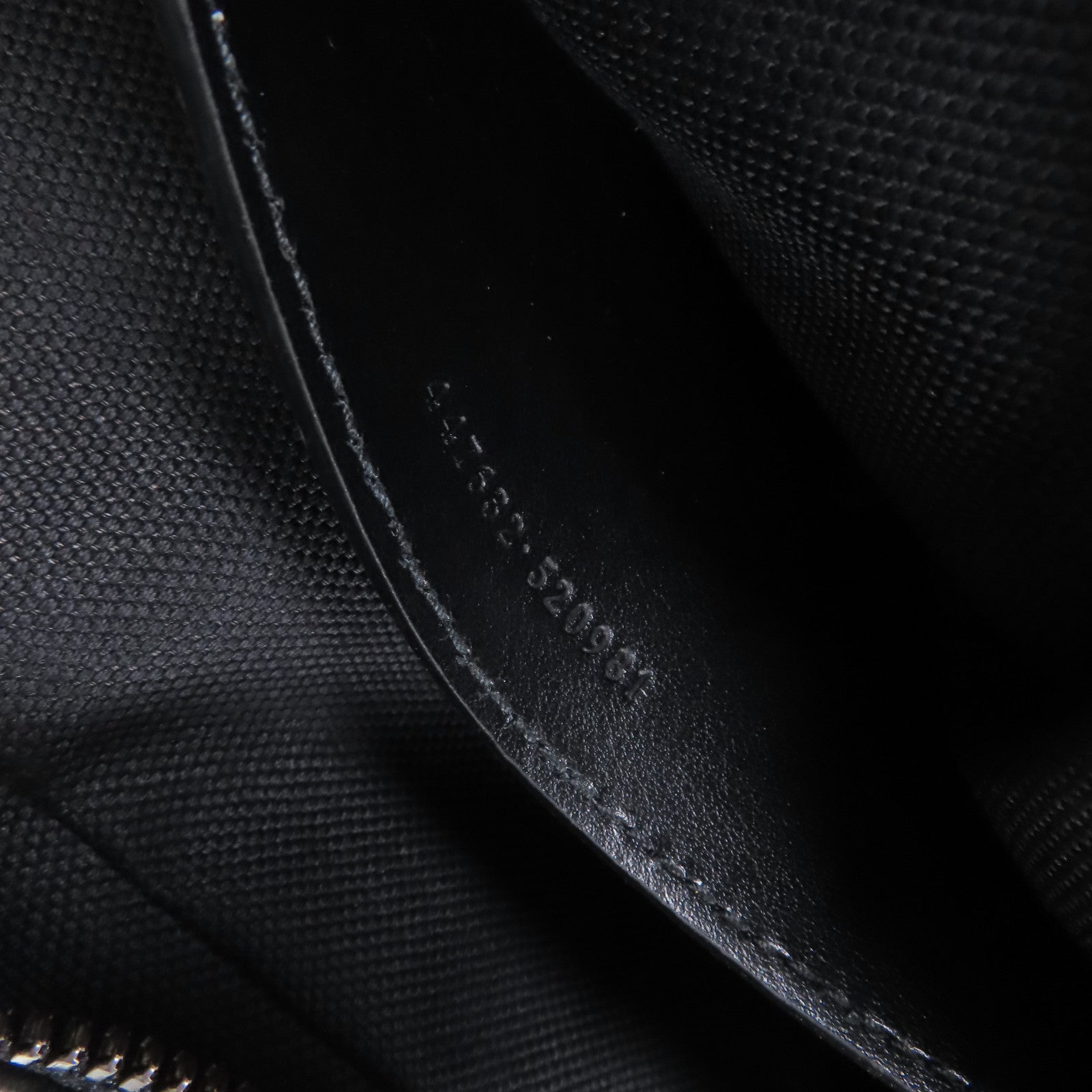 GUCCI 牛皮皮革GG Marmont肩背袋