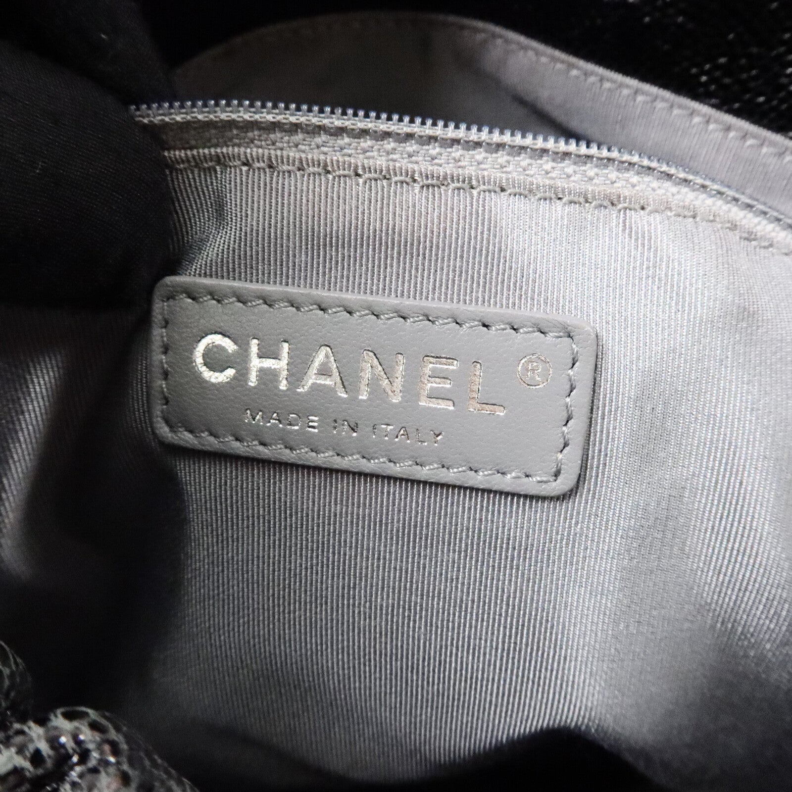 CHANEL 牛皮皮革Chain Shoulder Bag鏈帶肩背袋