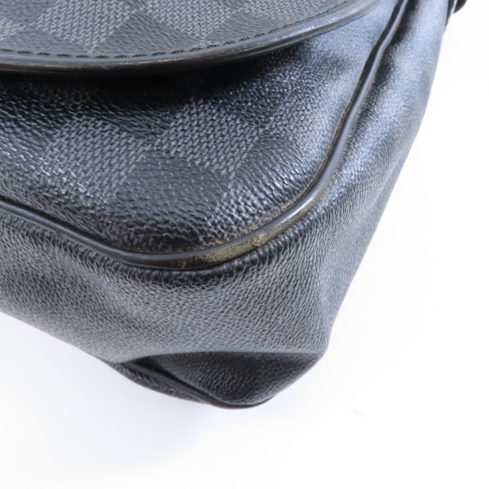 LOUIS VUITTON 【激減優惠】Damier Graphite Daniel GM銀扣肩背袋黑色/灰色