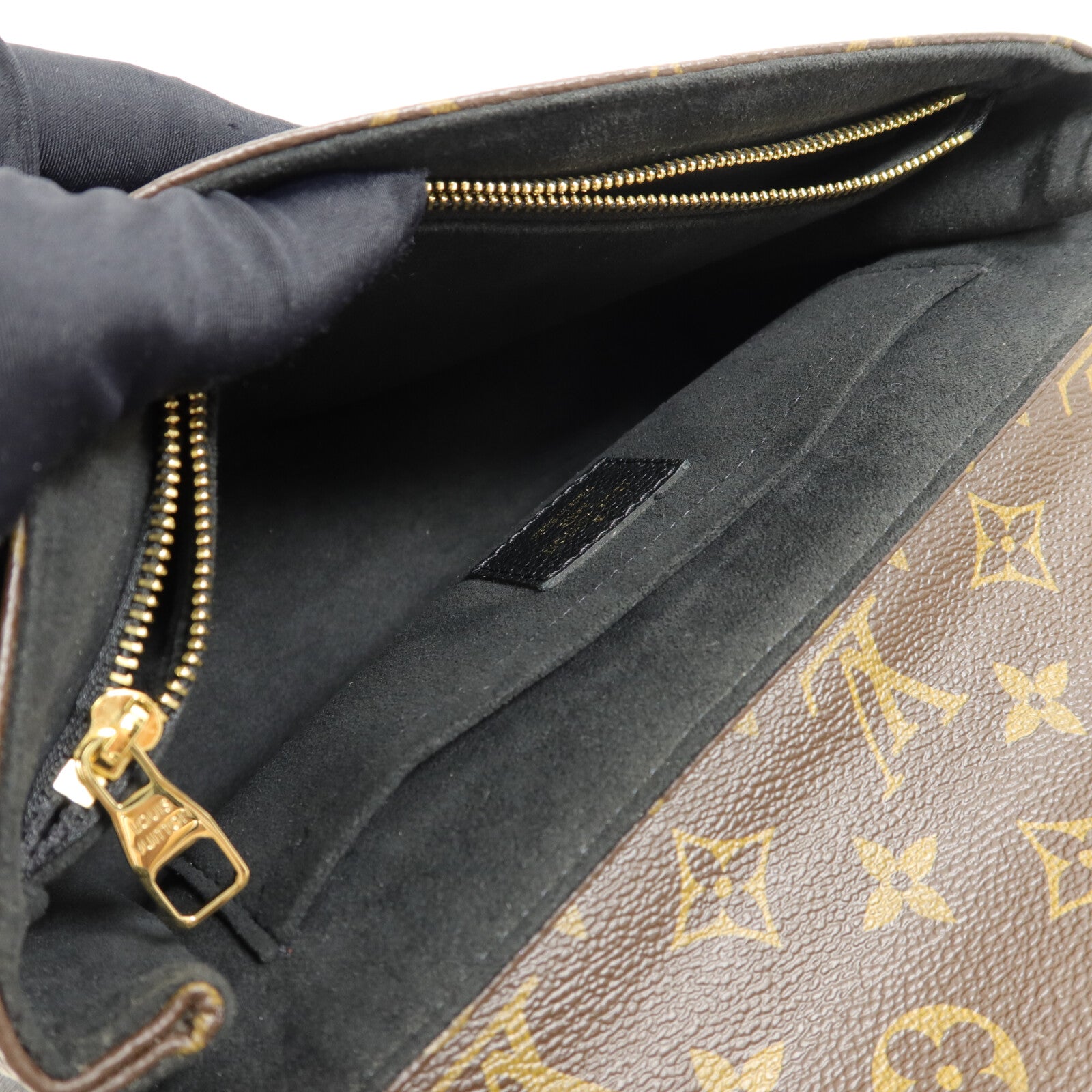 LOUIS VUITTON Monogram Saint Placide肩背袋