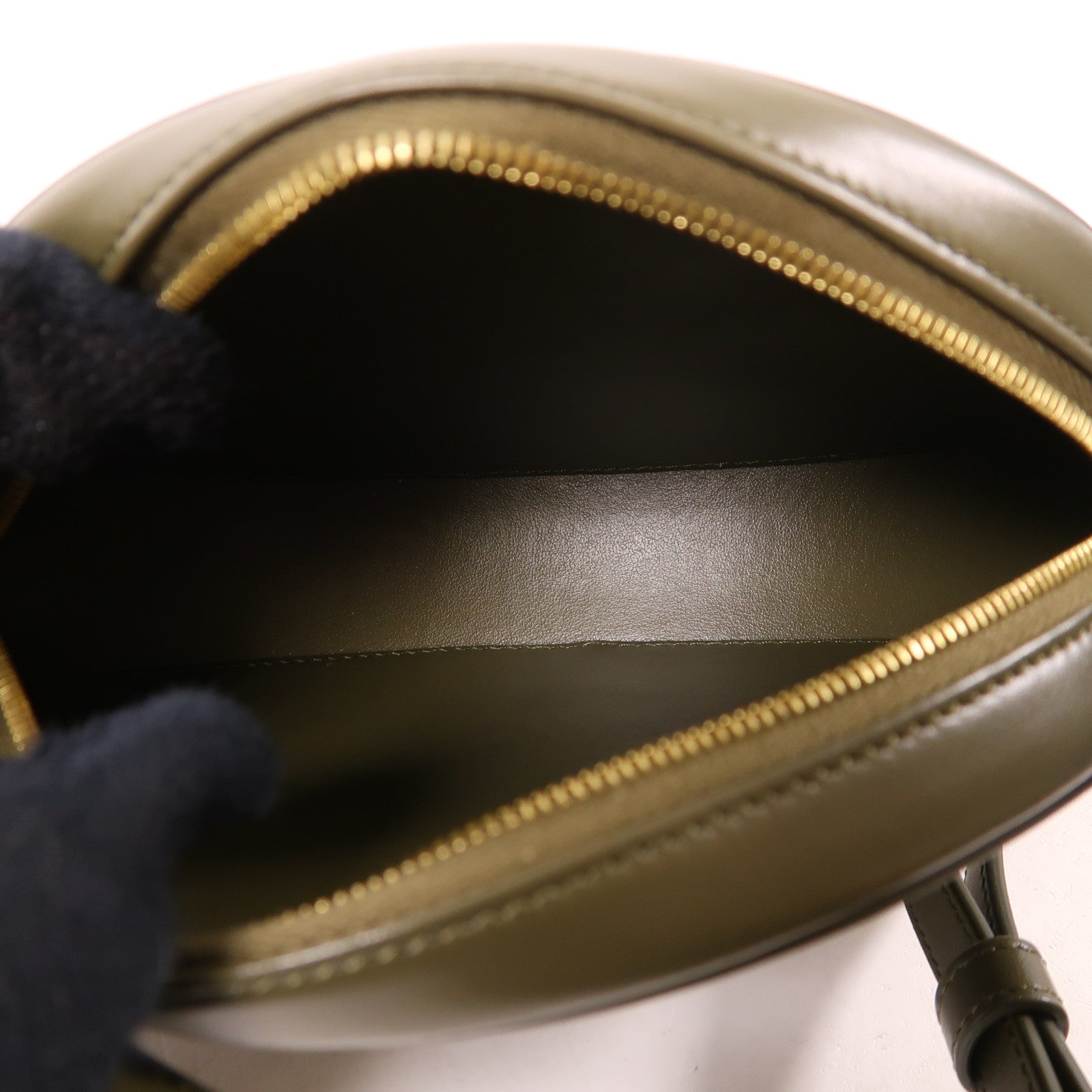 CELINE 牛皮皮革Oval金扣肩背袋