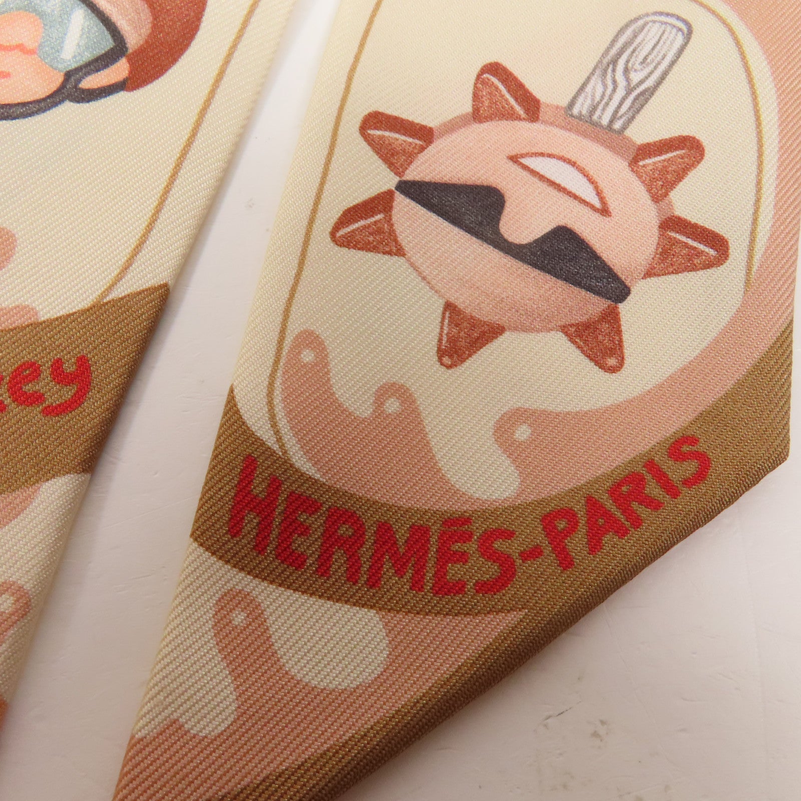 HERMES 絲質Twilly絲巾