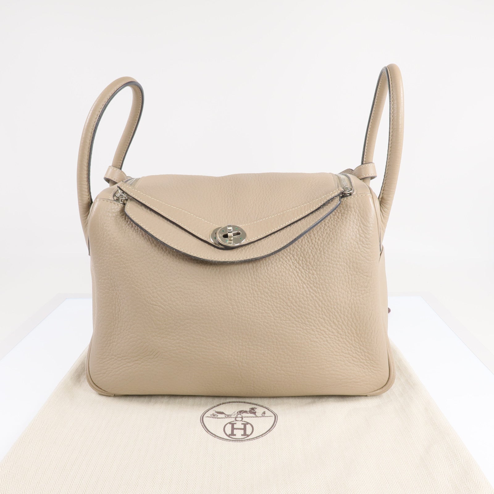 HERMES Clemence皮革Lindy 30銀扣肩背袋