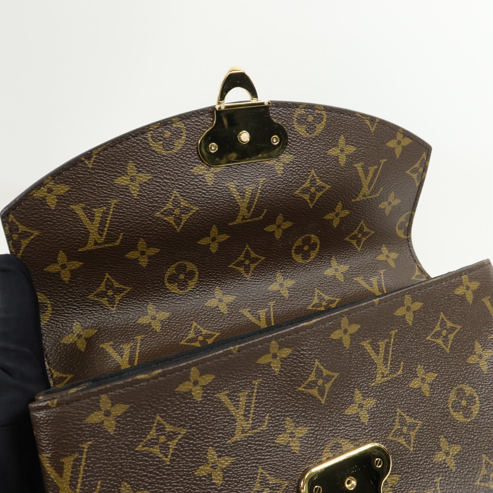 LOUIS VUITTON Monogram Saint Placide肩背袋
