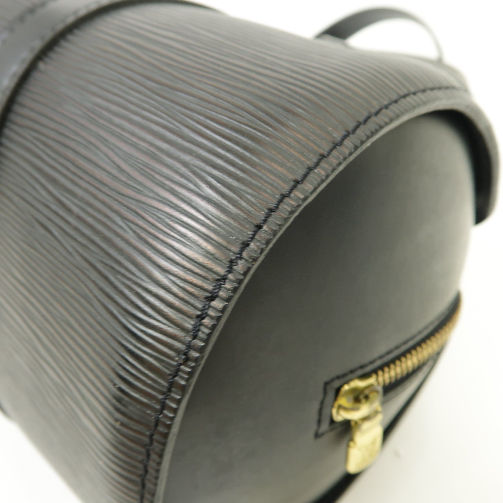 LOUIS VUITTON 【激減優惠】Epi Soufflot金扣手挽袋黑色