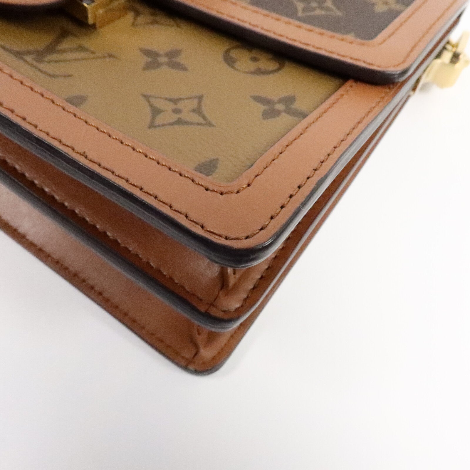LOUIS VUITTON Monogram Reverse Dauphine MM肩背袋