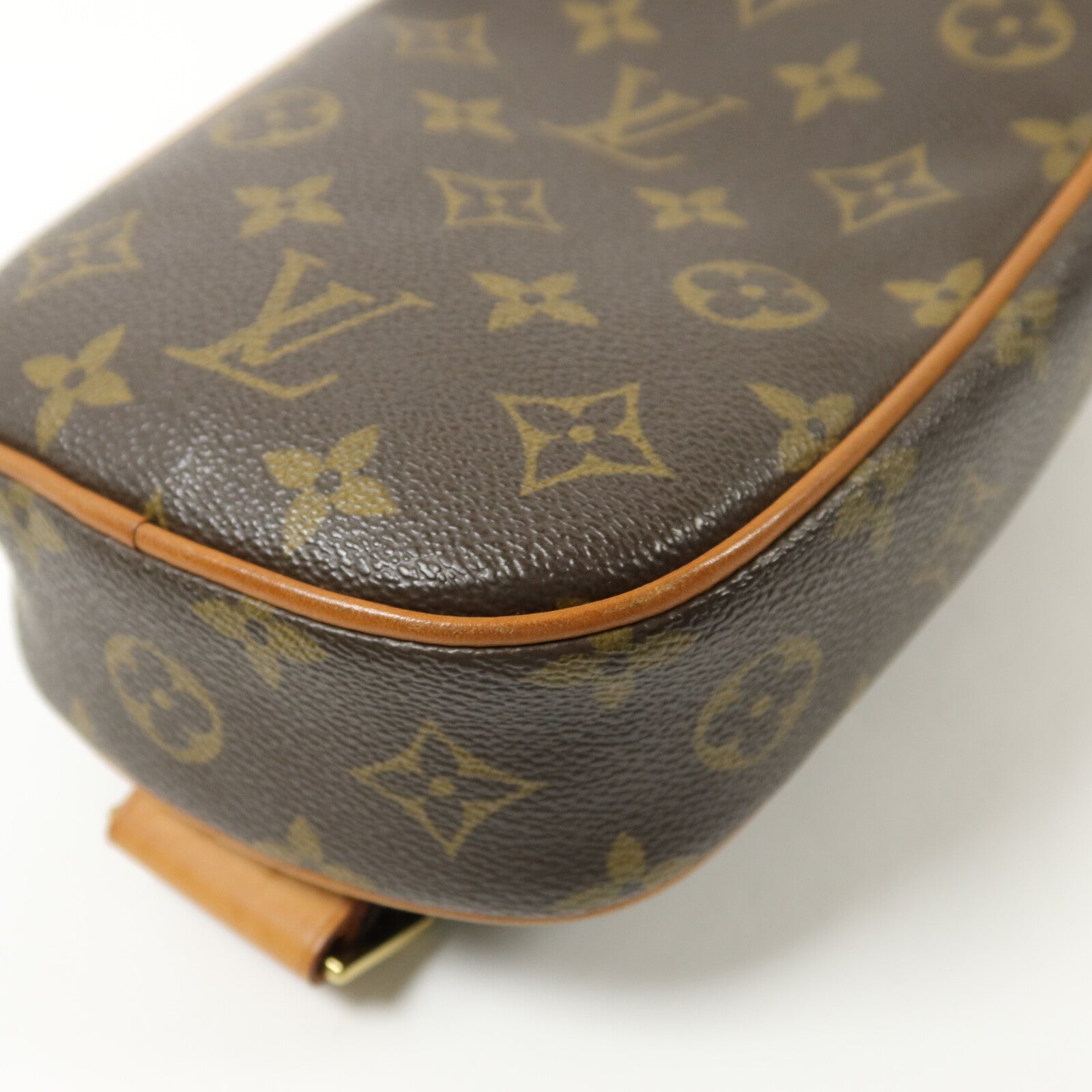LOUIS VUITTON Monogram Pochette Gange肩背袋