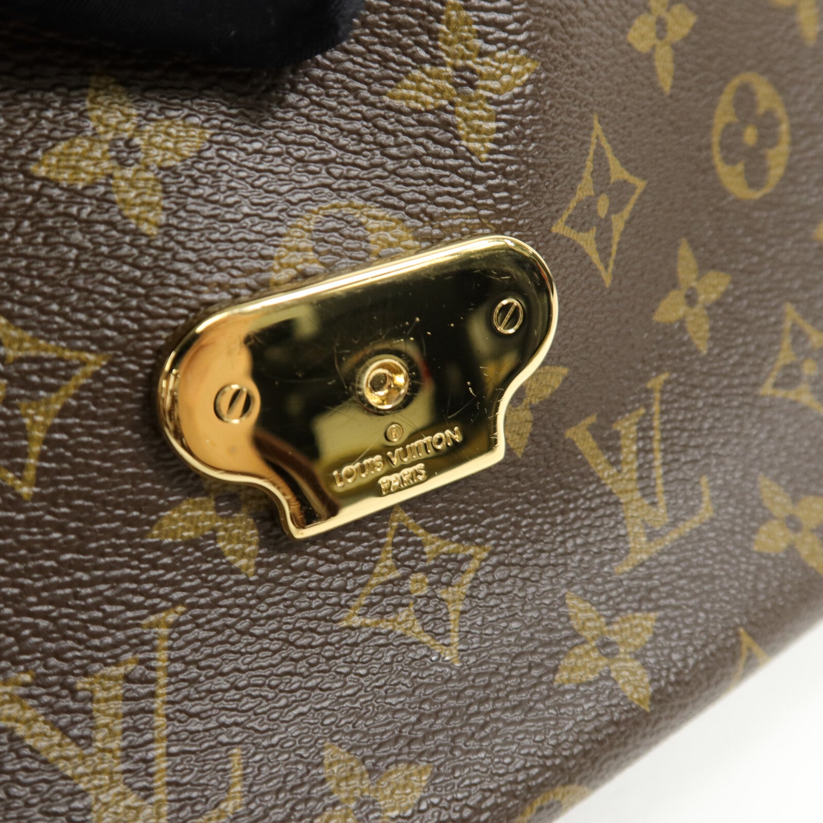 LOUIS VUITTON Monogram Saint Placide肩背袋