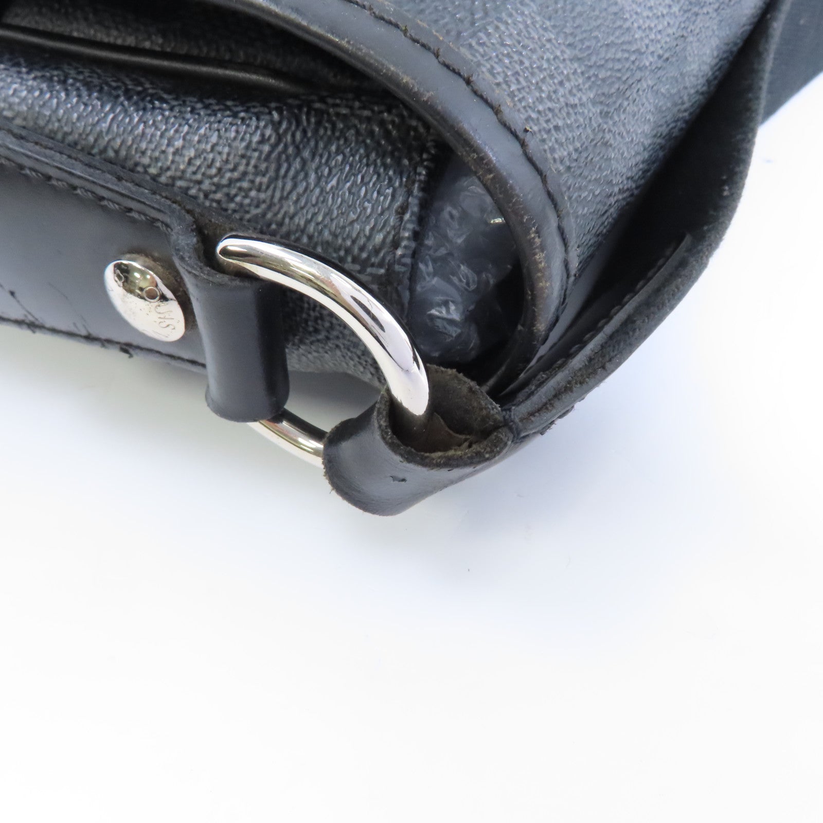 LOUIS VUITTON 【激減優惠】Damier Graphite Daniel GM銀扣肩背袋黑色/灰色