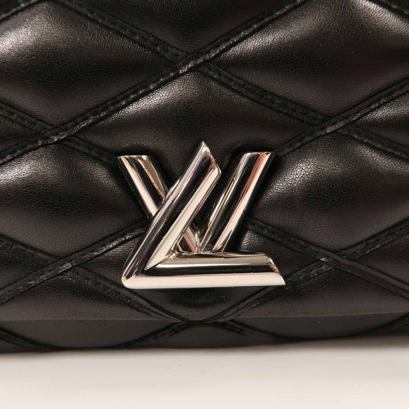 LOUIS VUITTON Malletage Go-14 PM銀扣鏈帶肩背袋