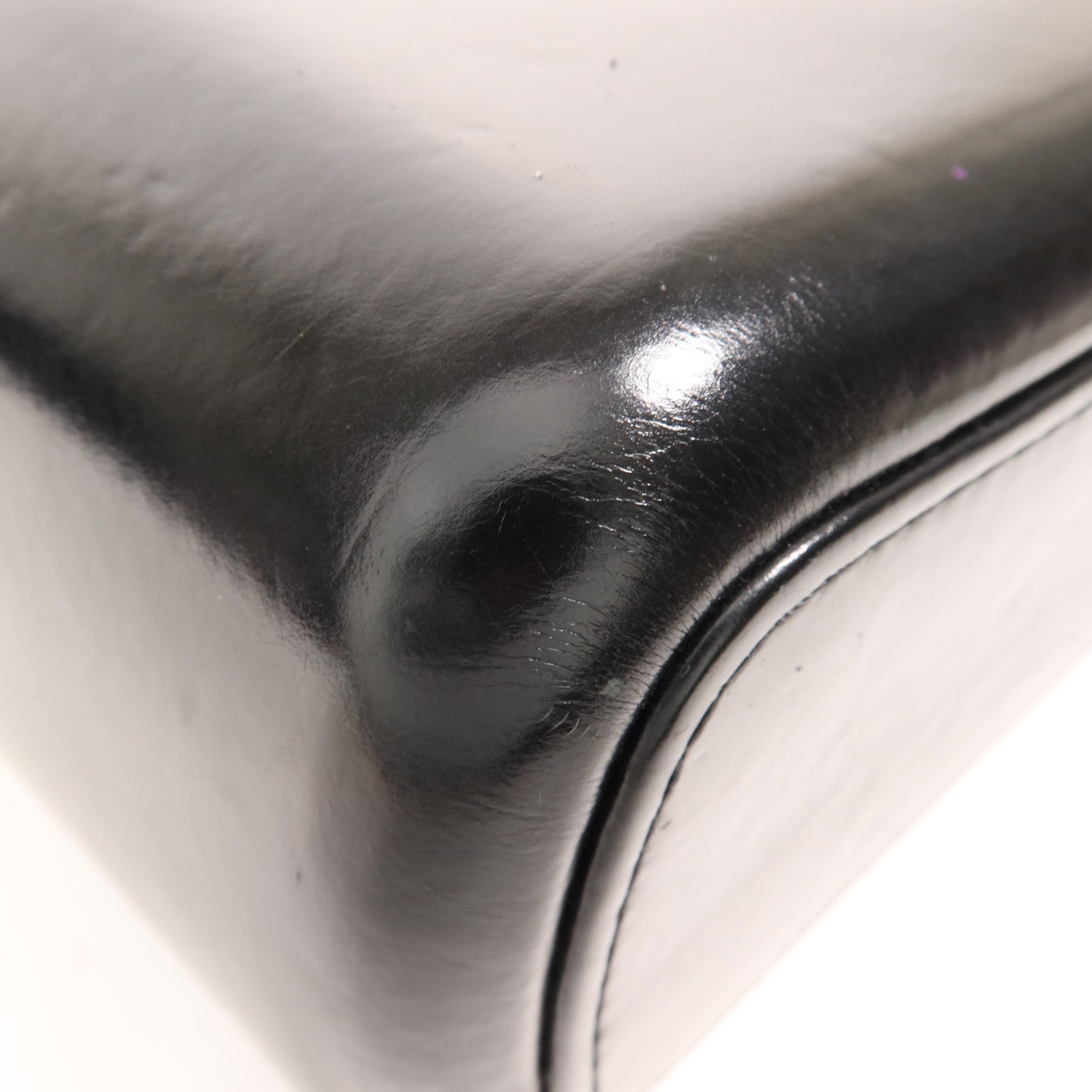 CHANEL 牛皮皮革Gabrielle Medium鏈帶肩背袋