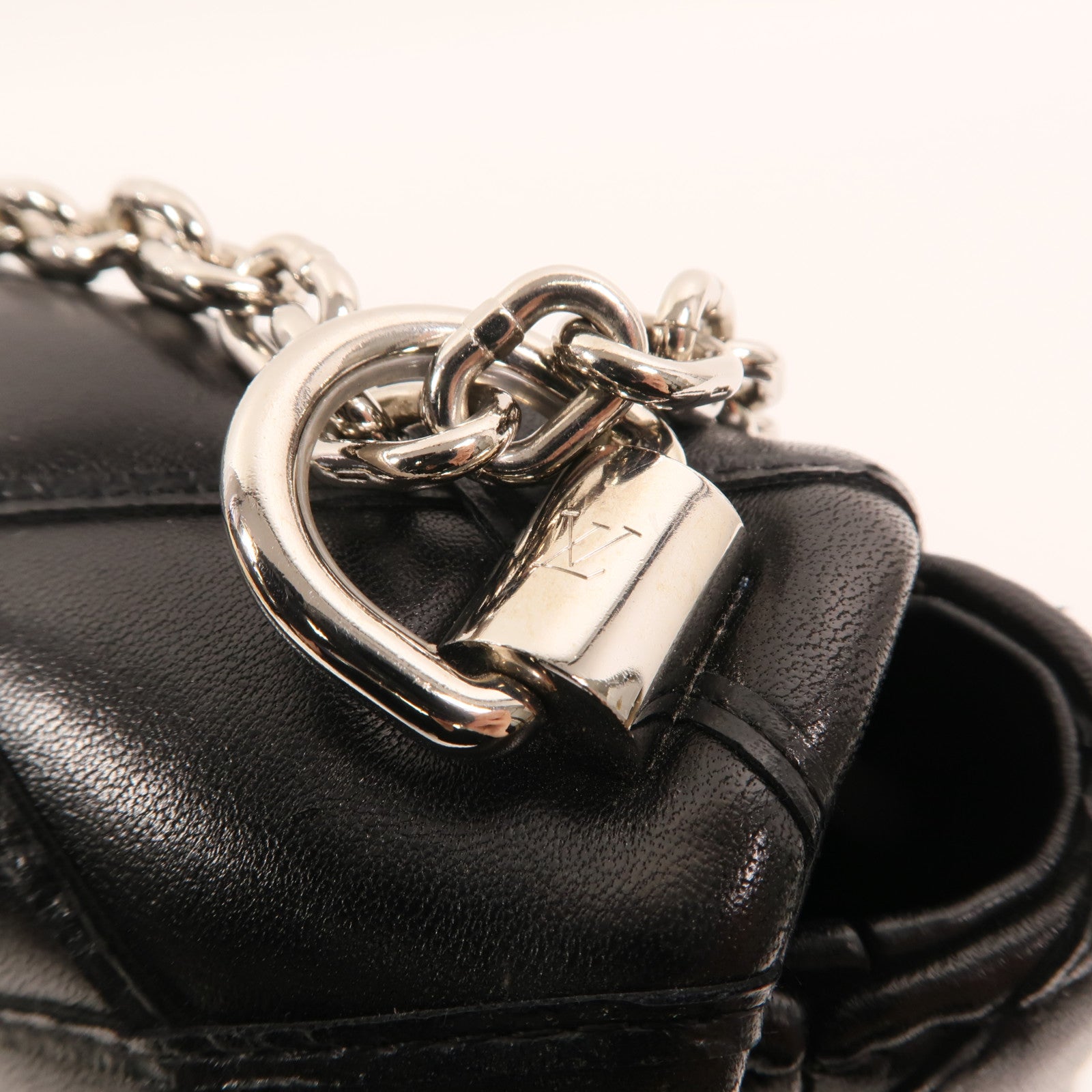 LOUIS VUITTON Malletage Go-14 PM銀扣鏈帶肩背袋